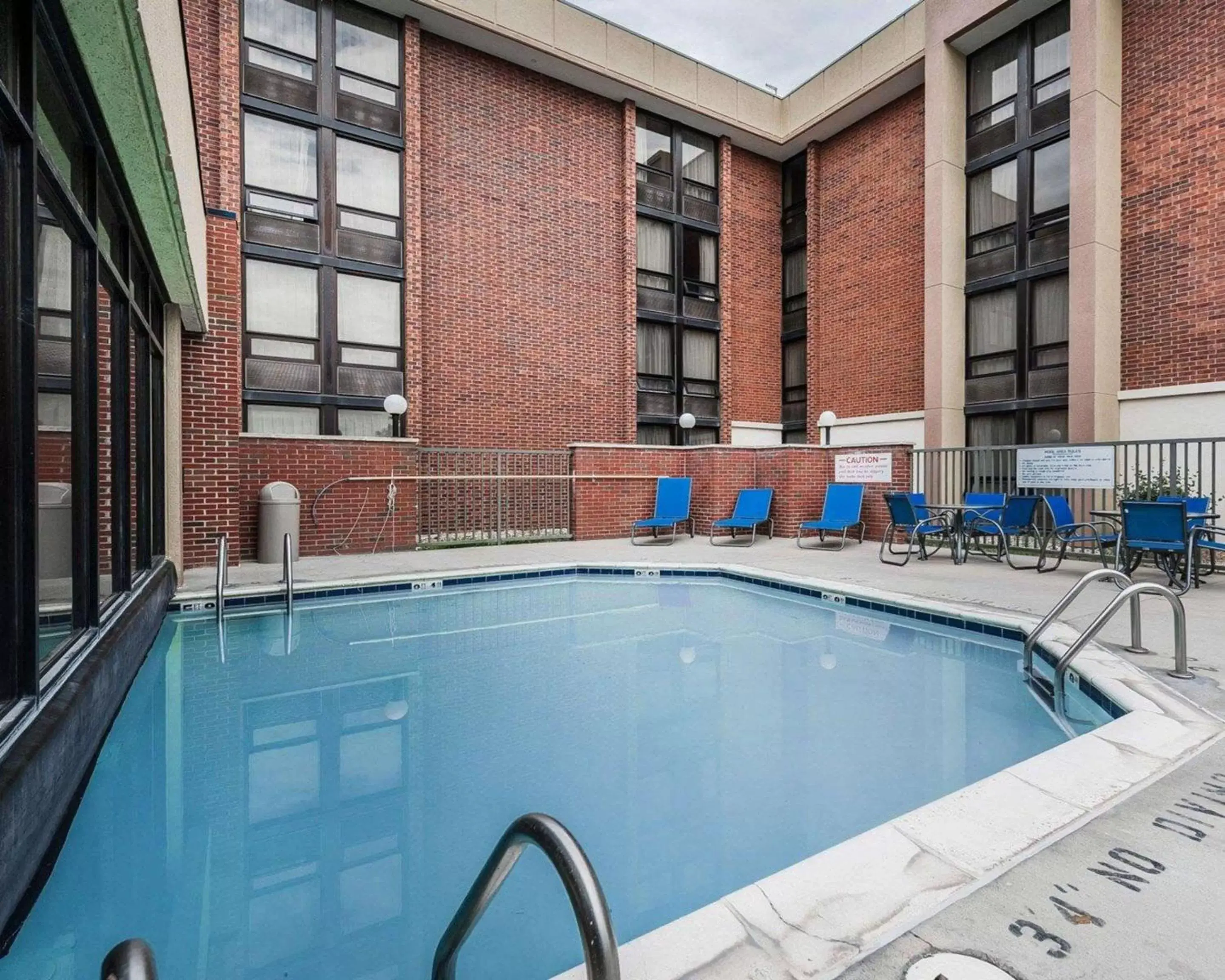 On site, Swimming Pool in Comfort Inn Denver East