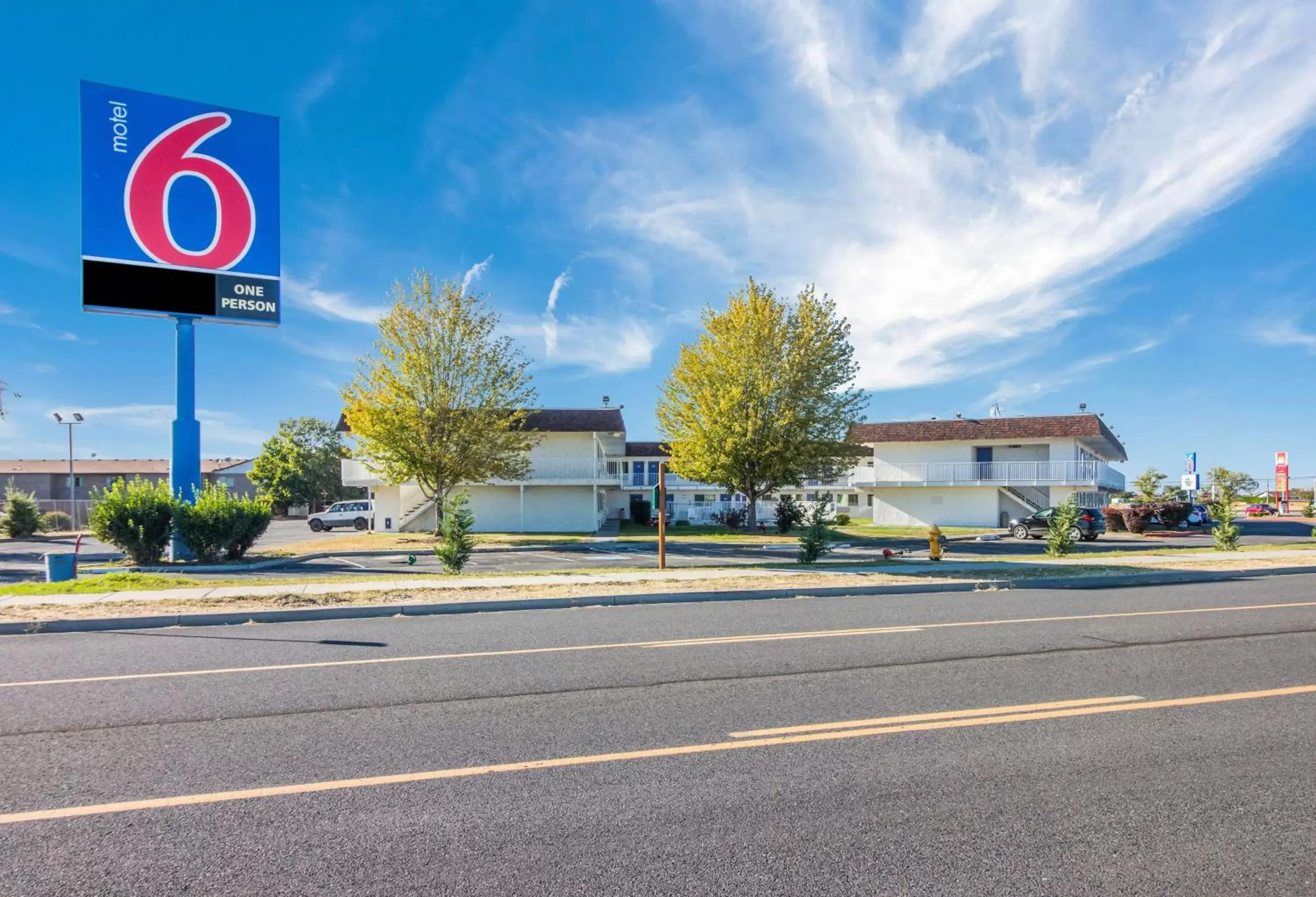 Property Building in Motel 6-Moses Lake, WA