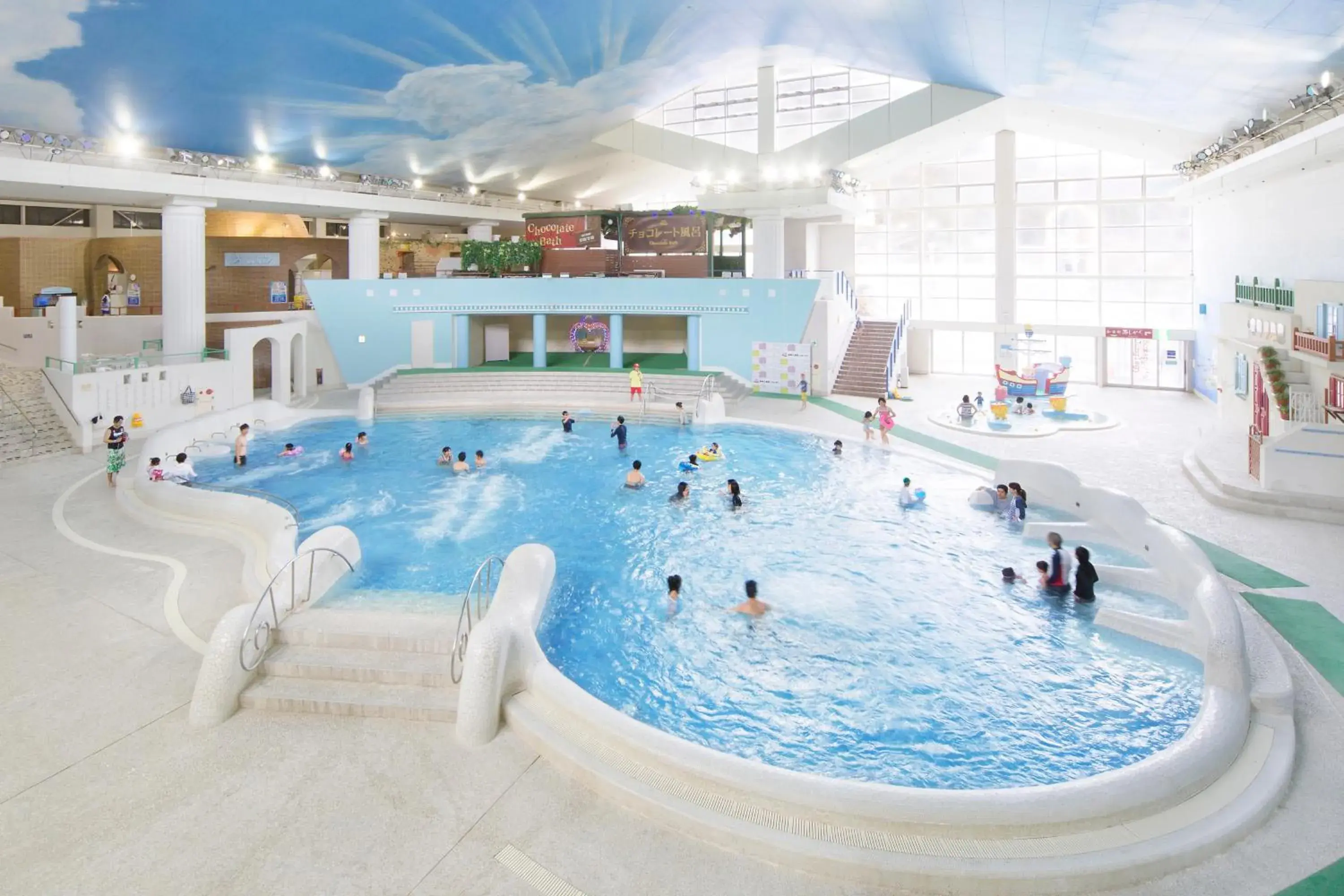 Nearby landmark, Swimming Pool in Hakone Kowakien Miyamafurin