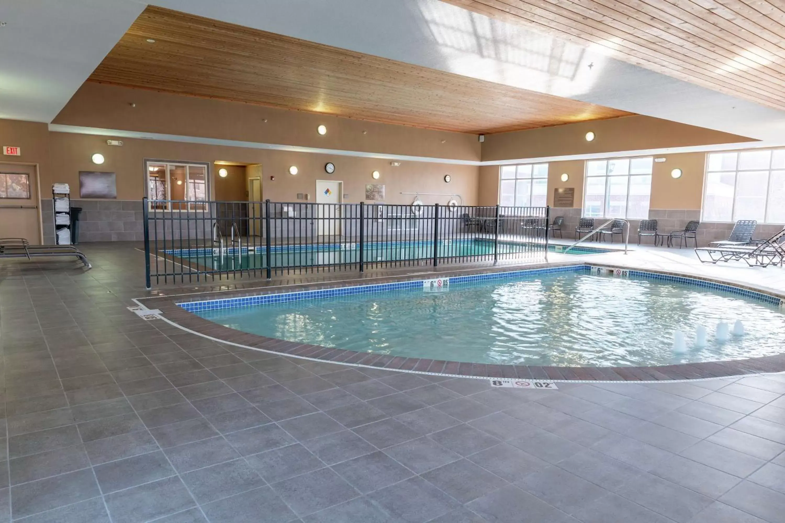 Pool view, Swimming Pool in Hilton Garden Inn West Des Moines