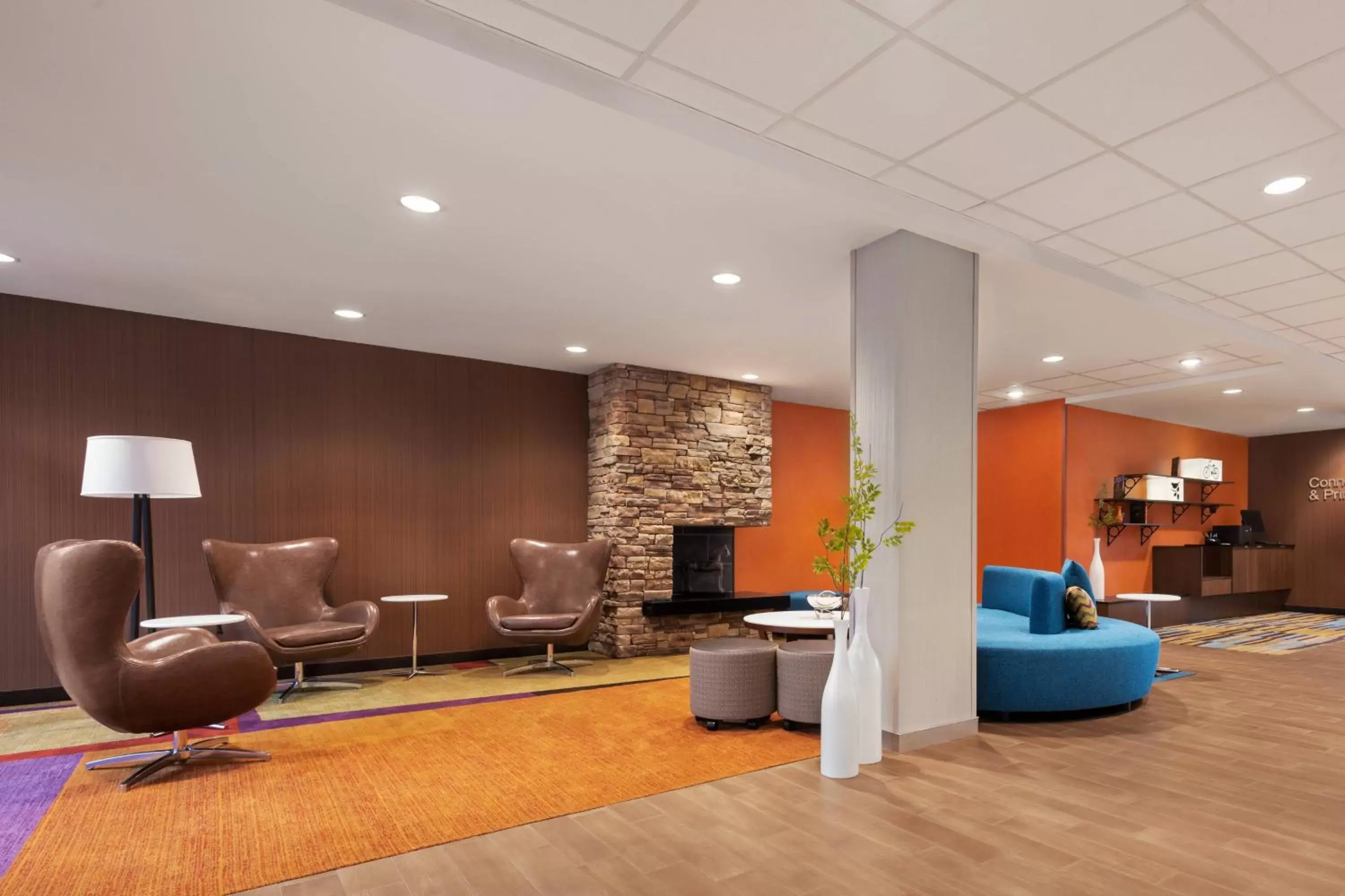 Lobby or reception in Fairfield Inn & Suites by Marriott Charlottesville Downtown/University Area