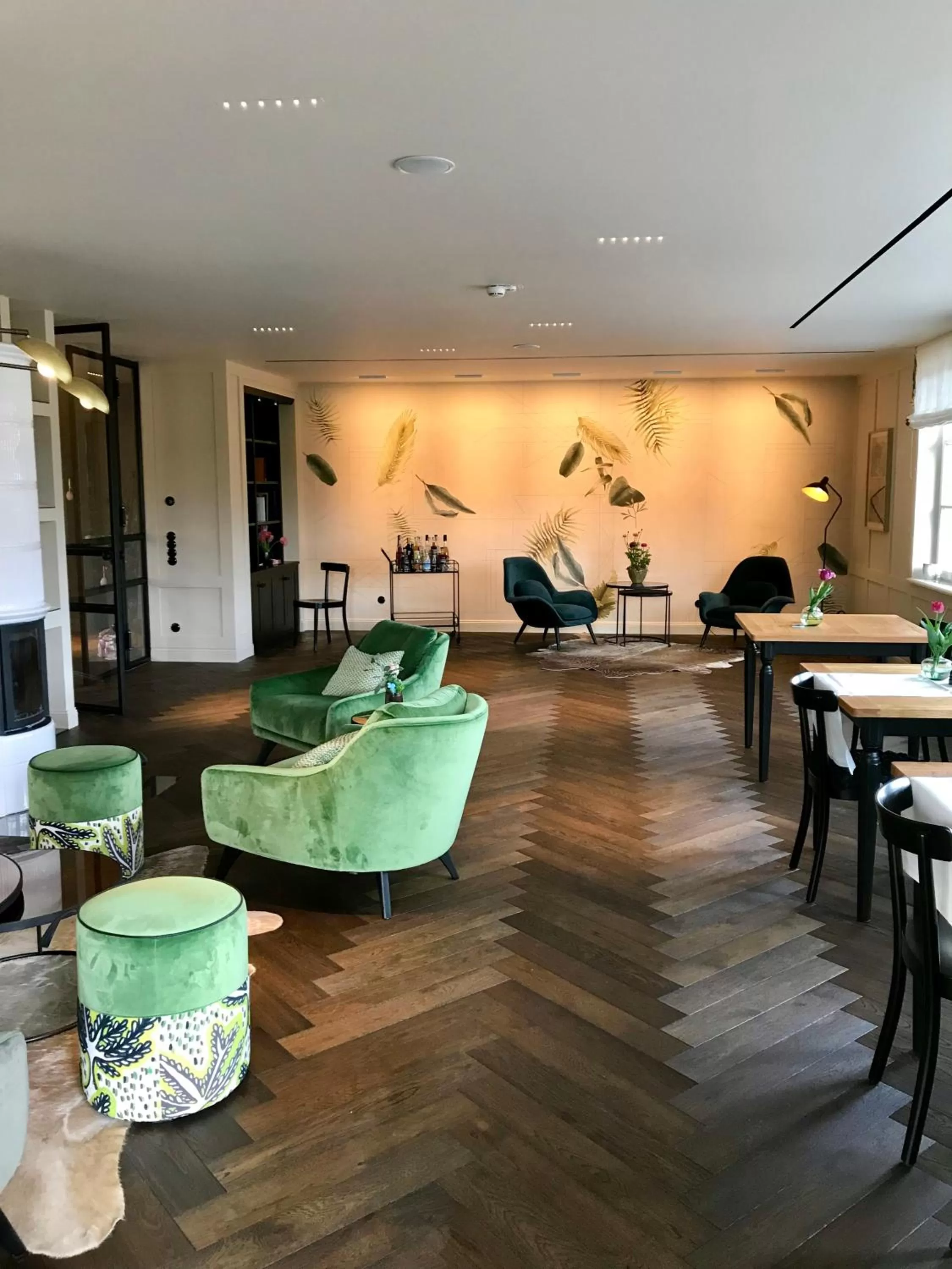 Lounge or bar in Alpenloge Design Hotel