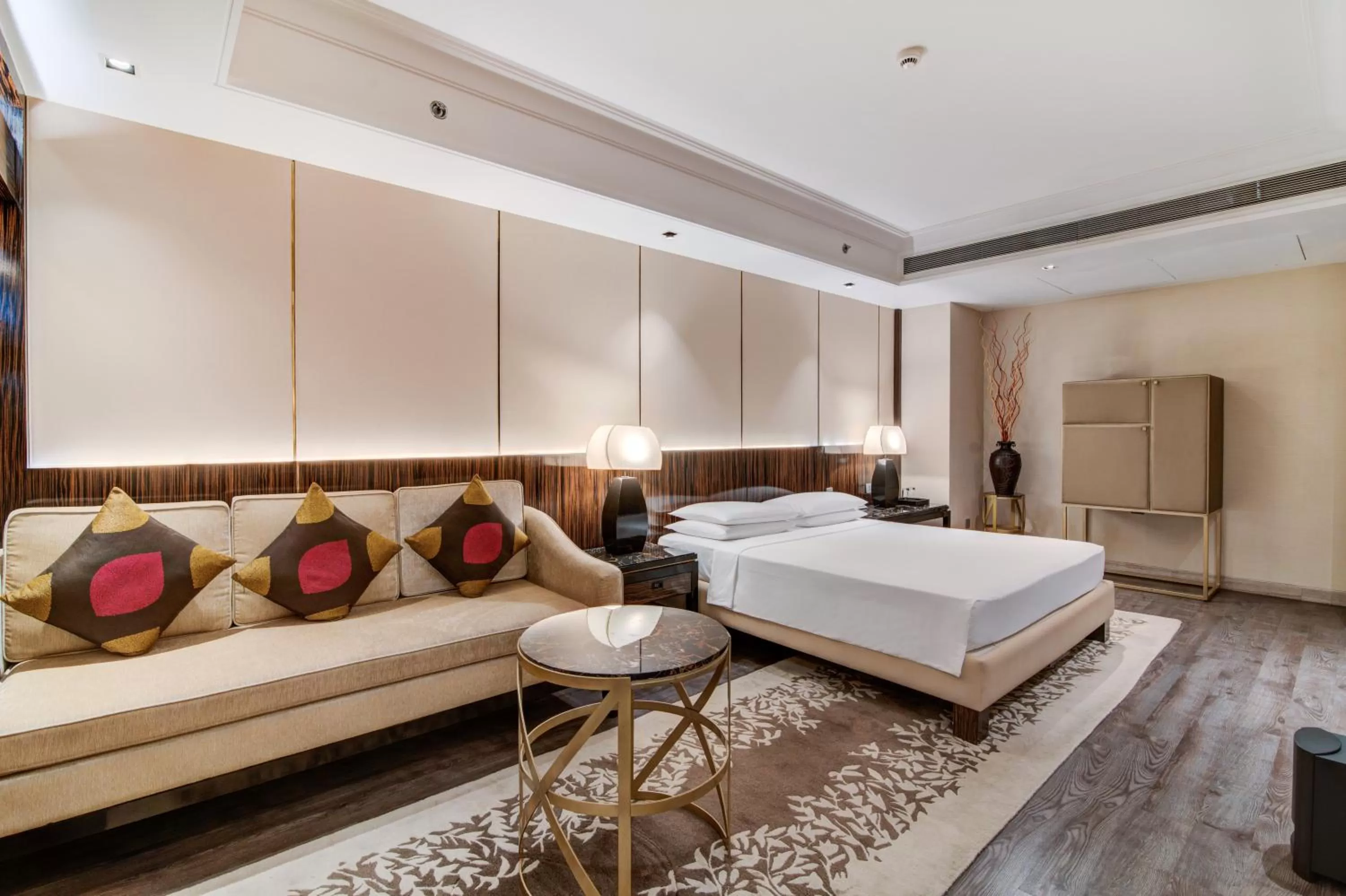 Photo of the whole room, Bed in Hyatt Ahmedabad