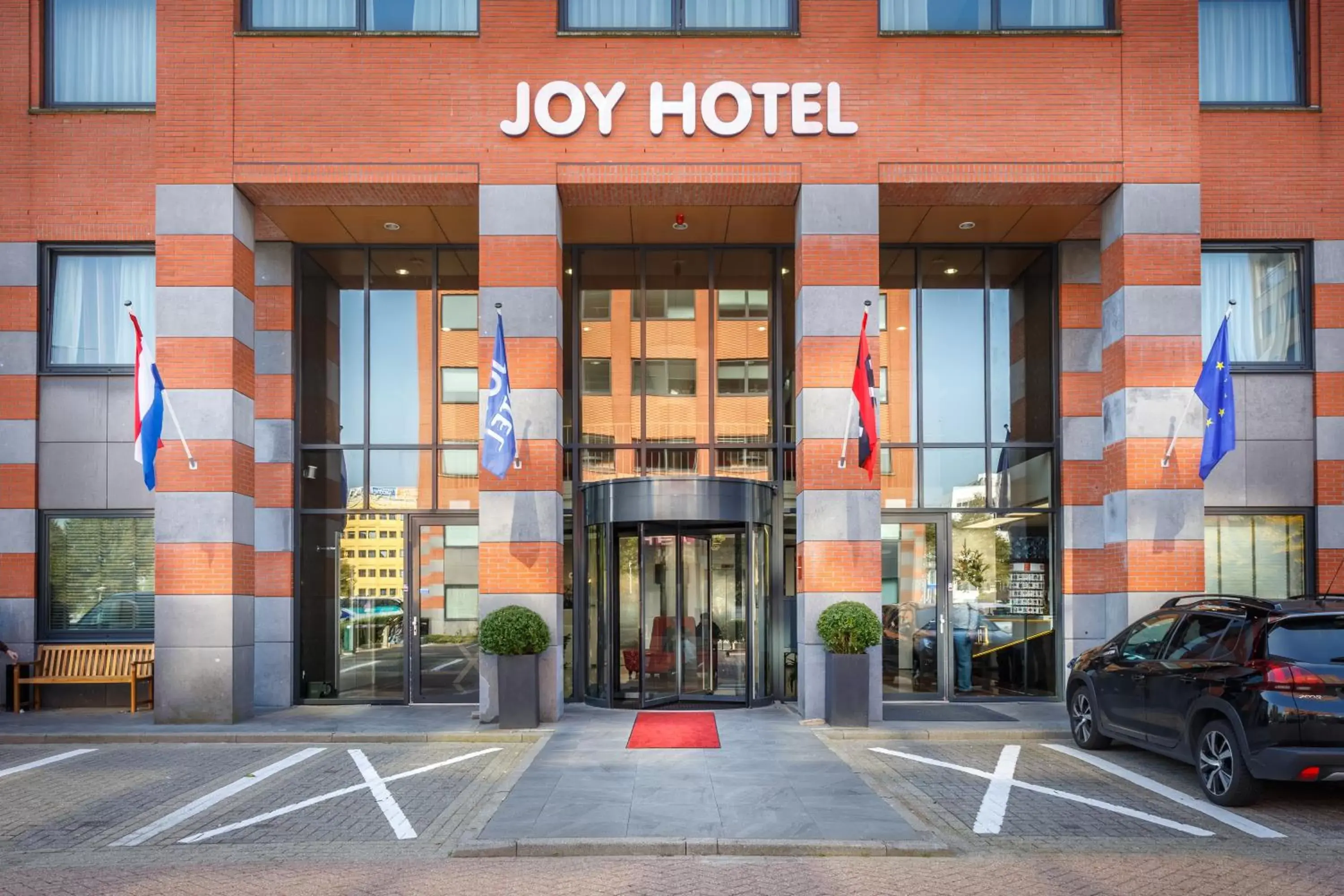 Facade/entrance in Joy Hotel
