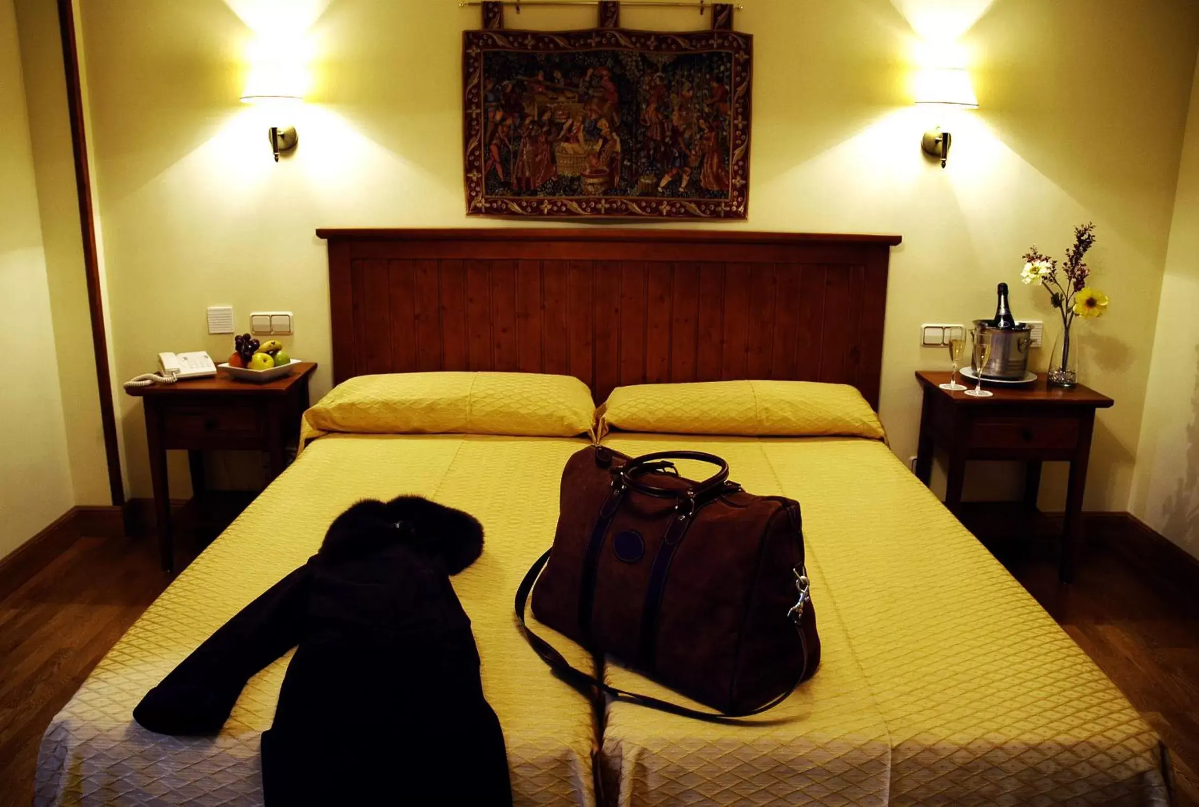Bedroom, Bed in Hotel Casona de la Reyna