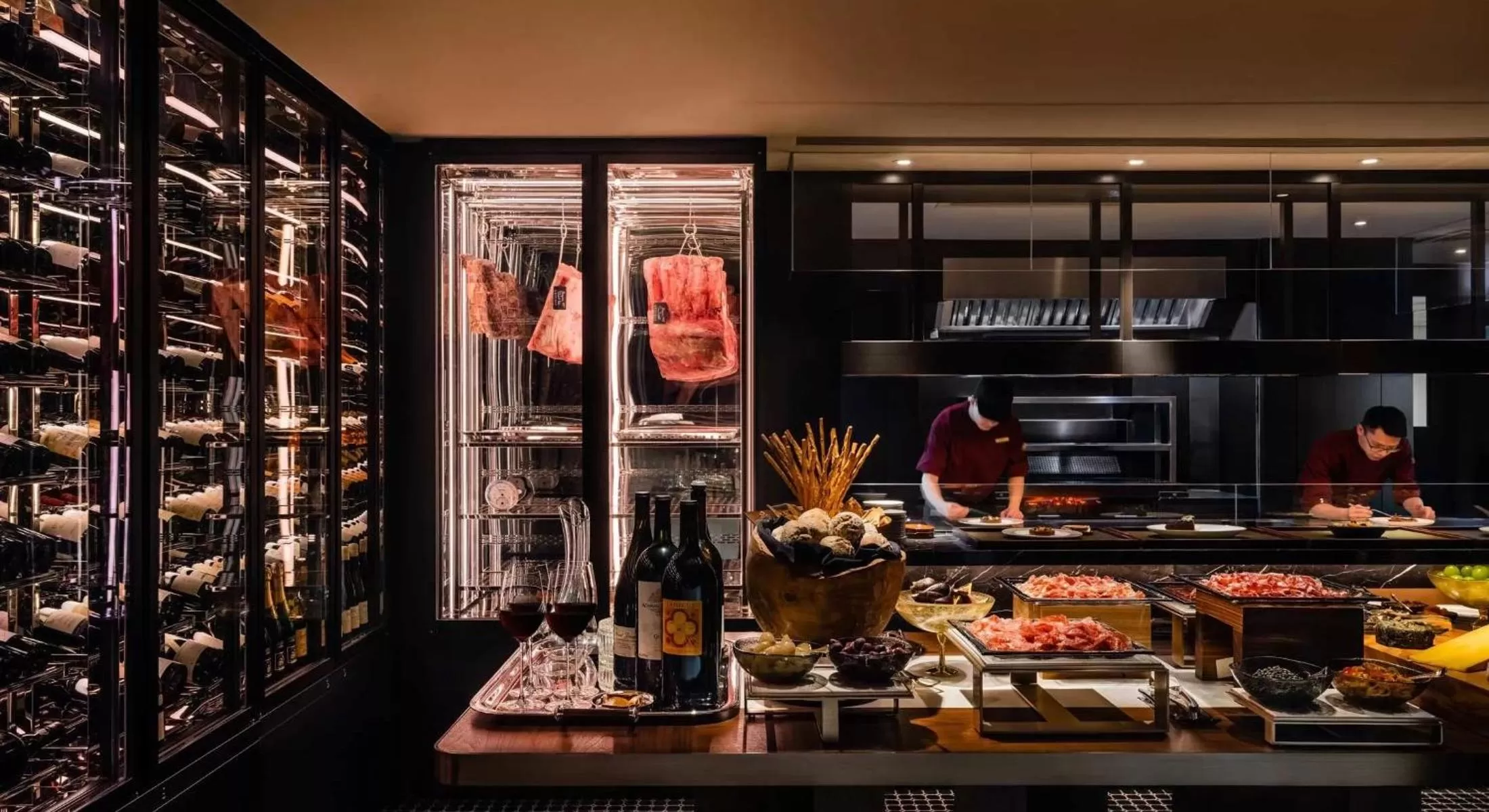 Restaurant/places to eat in Regent Hong Kong