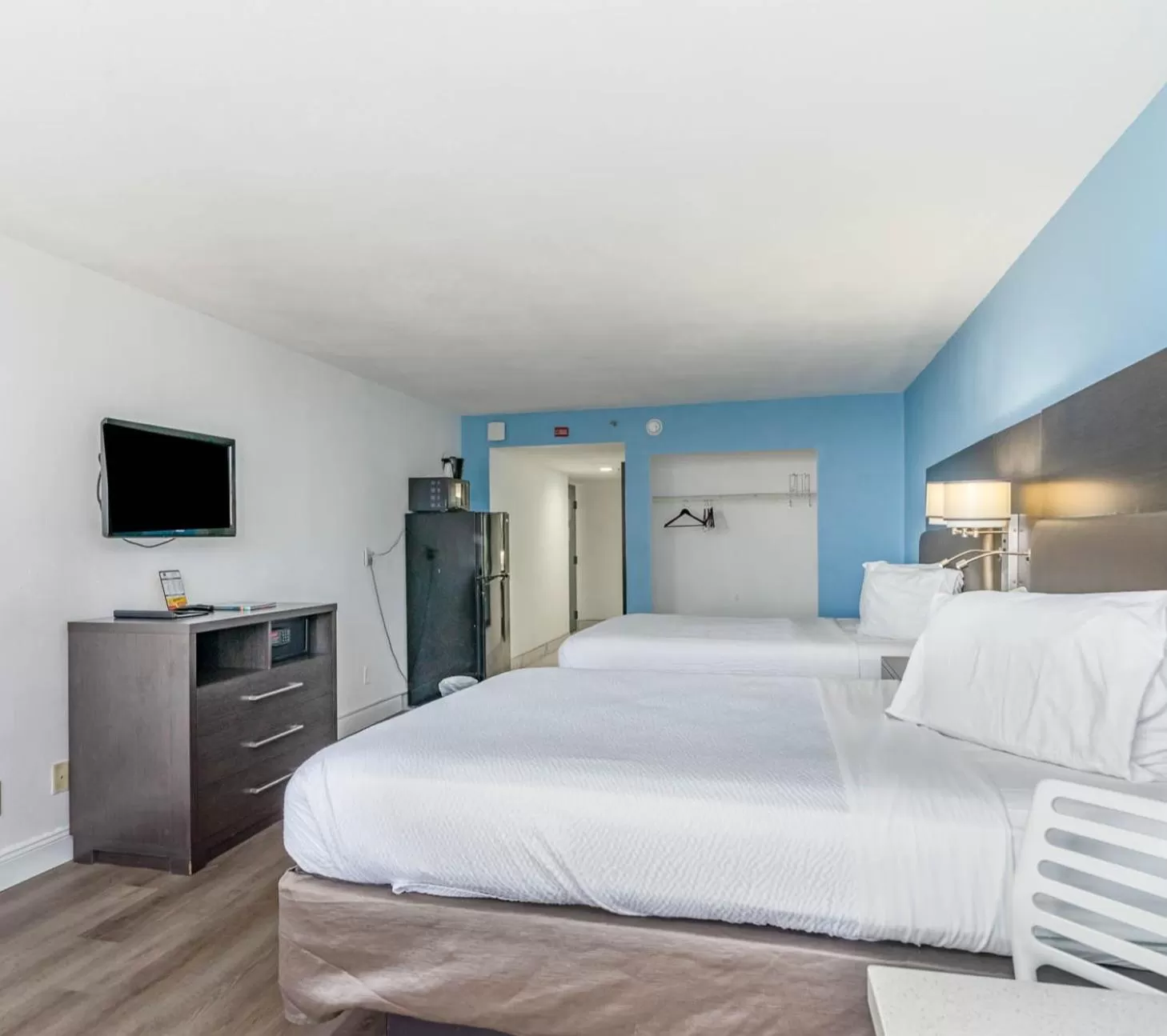 Bedroom in Sun N Sand Resort