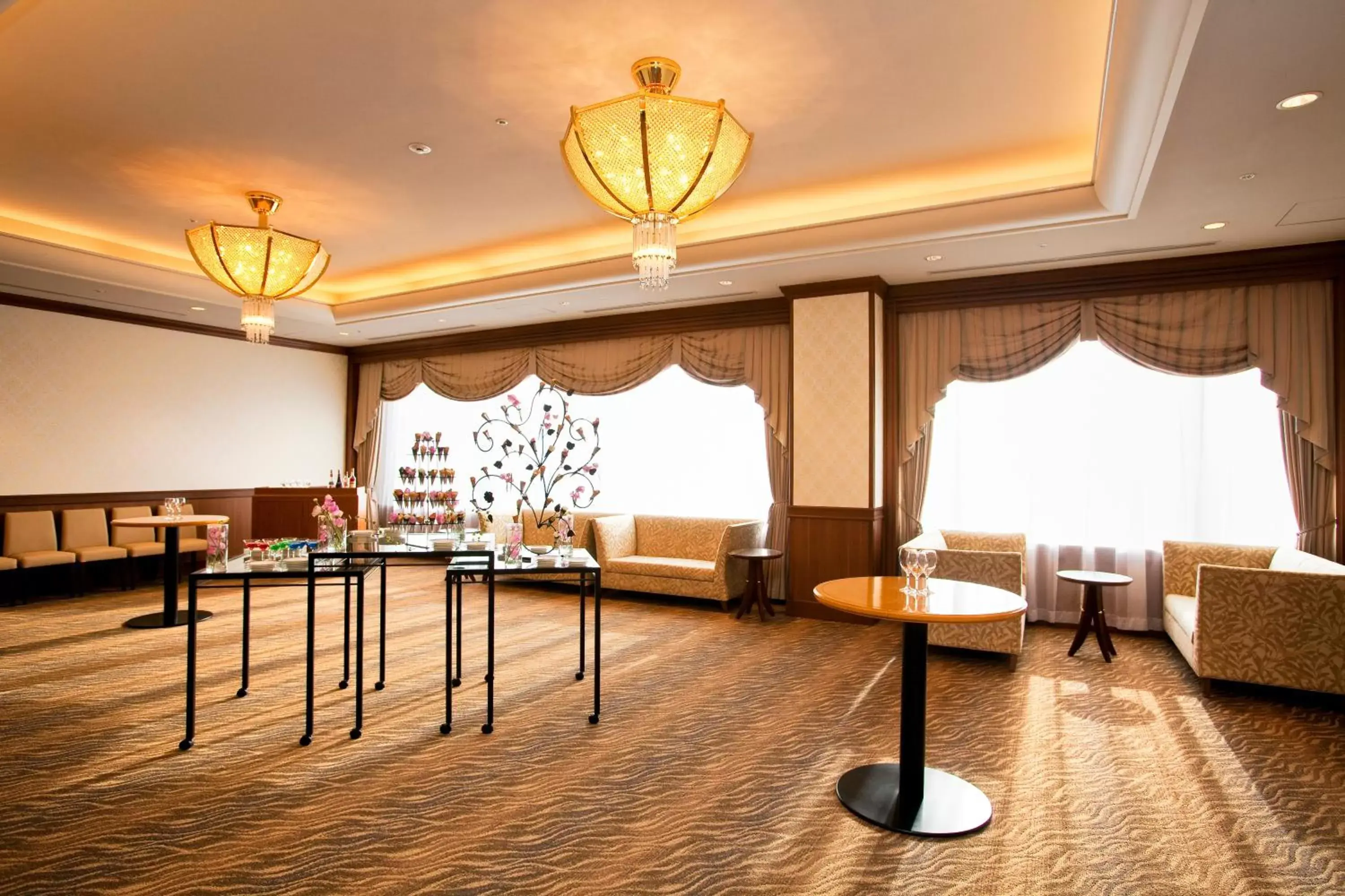 Banquet/Function facilities, Seating Area in Hotel Metropolitan Morioka New Wing