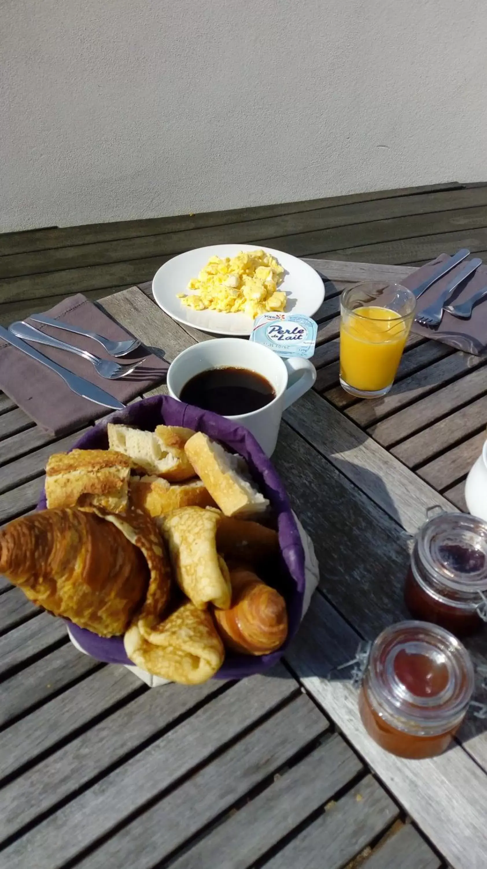 Continental breakfast, Breakfast in Au gré des vents