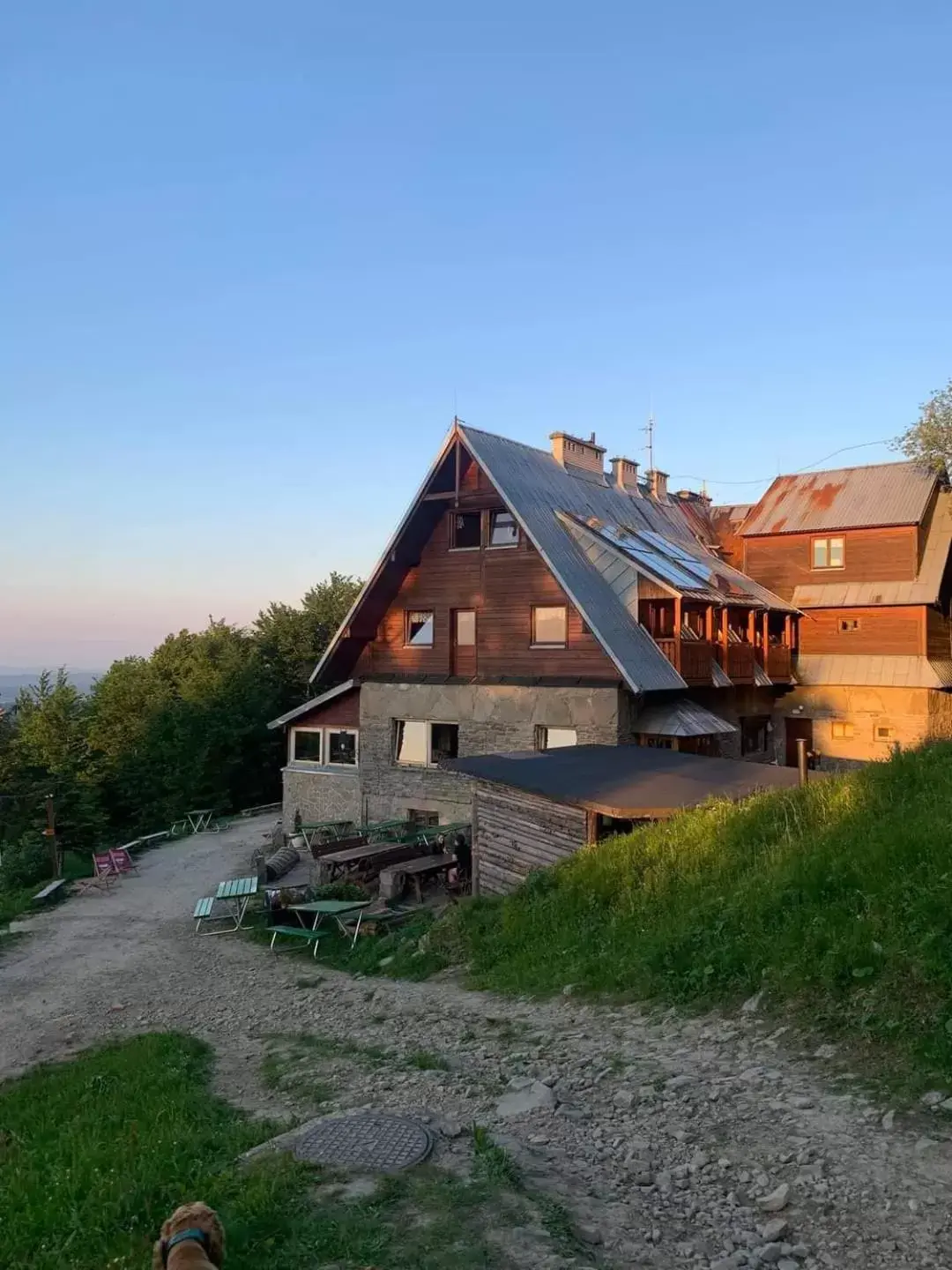 Schronisko PTTK na Jaworzynie Krynickiej Schronisko PTTK na Jaworzynie Krynickiej