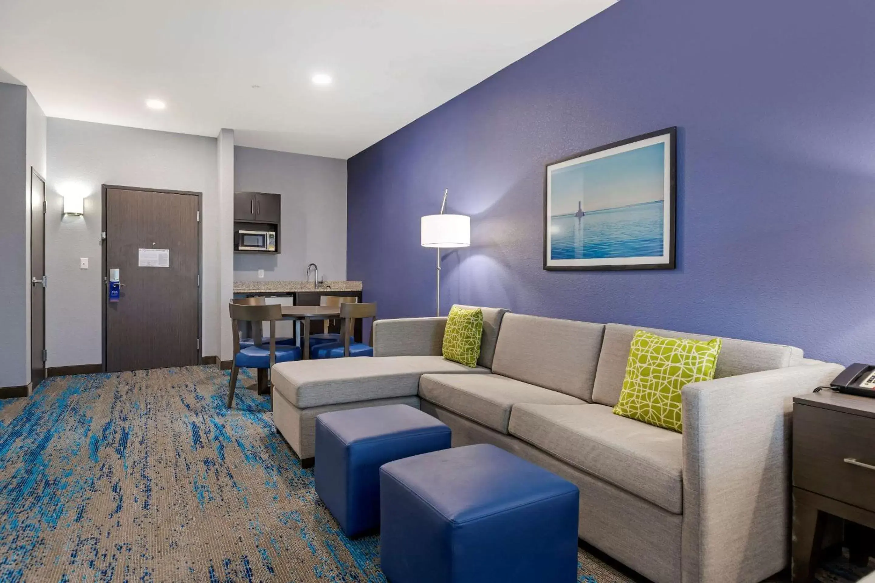 Photo of the whole room, Seating Area in Comfort Inn & Suites