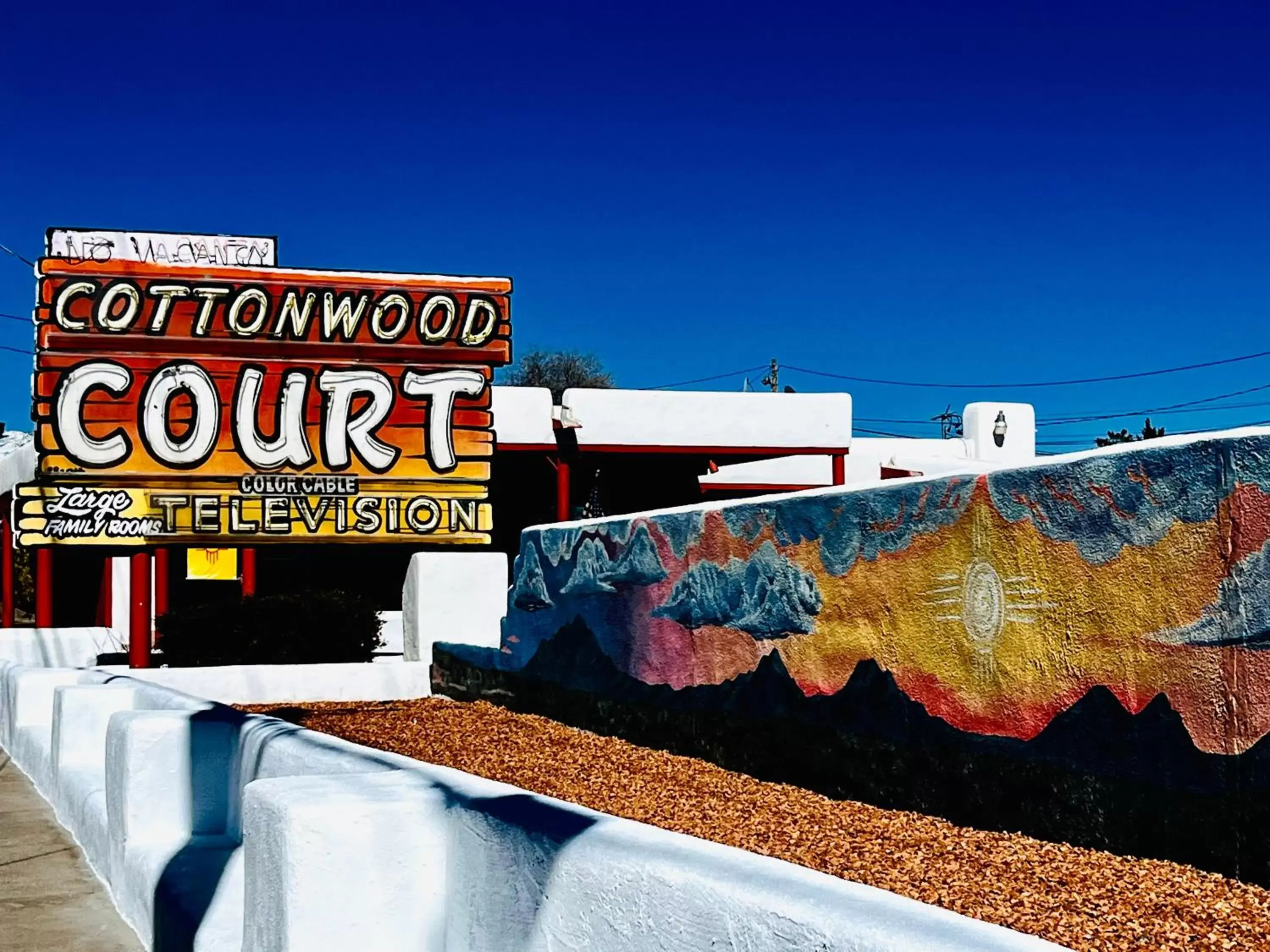 Cottonwood Court Motel