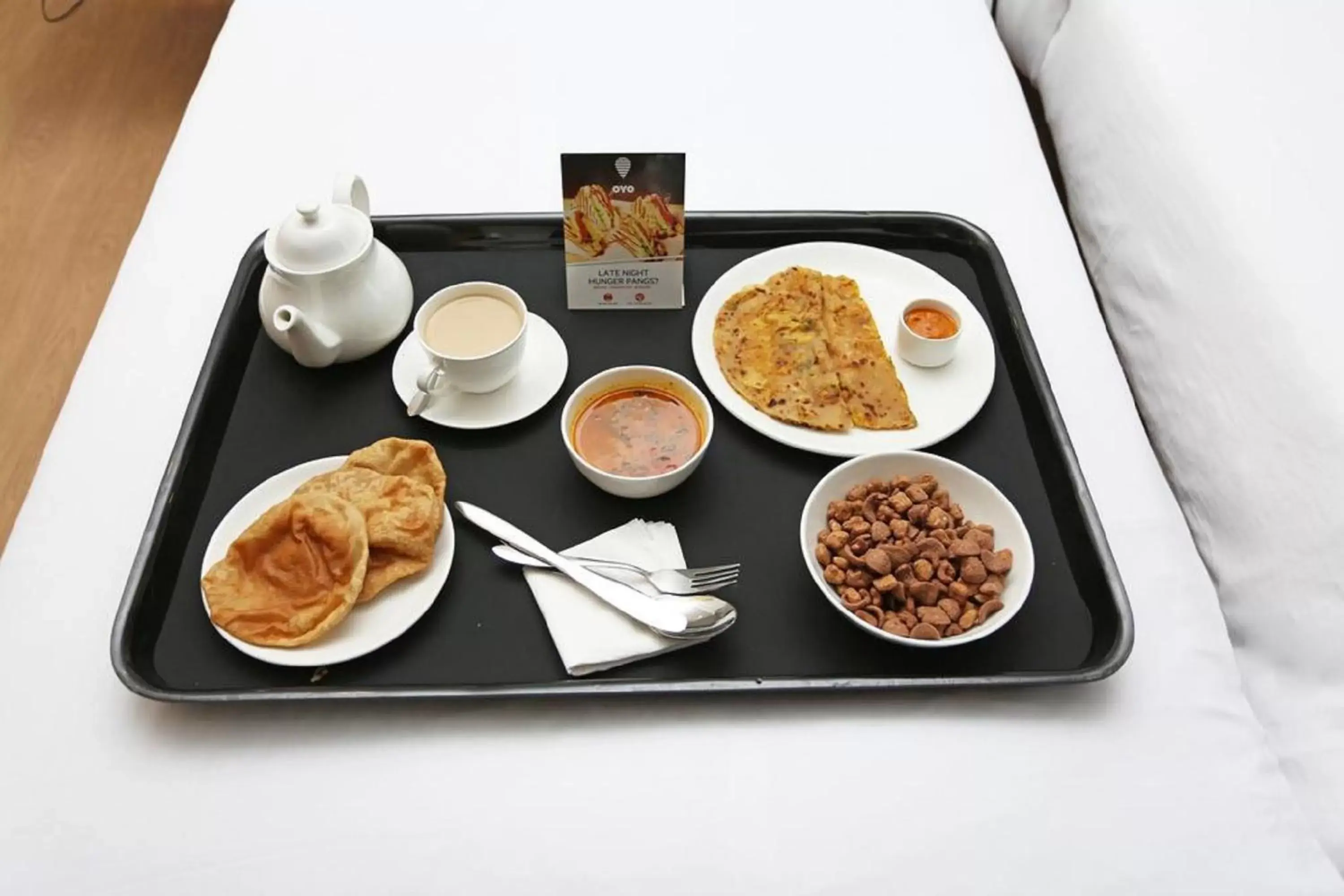 Continental breakfast in Hotel Leela Grande