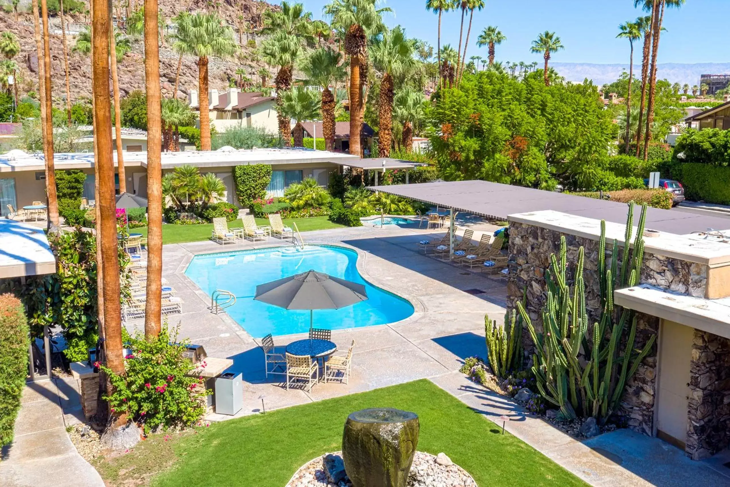 Bird's eye view, Pool View in Desert Hills