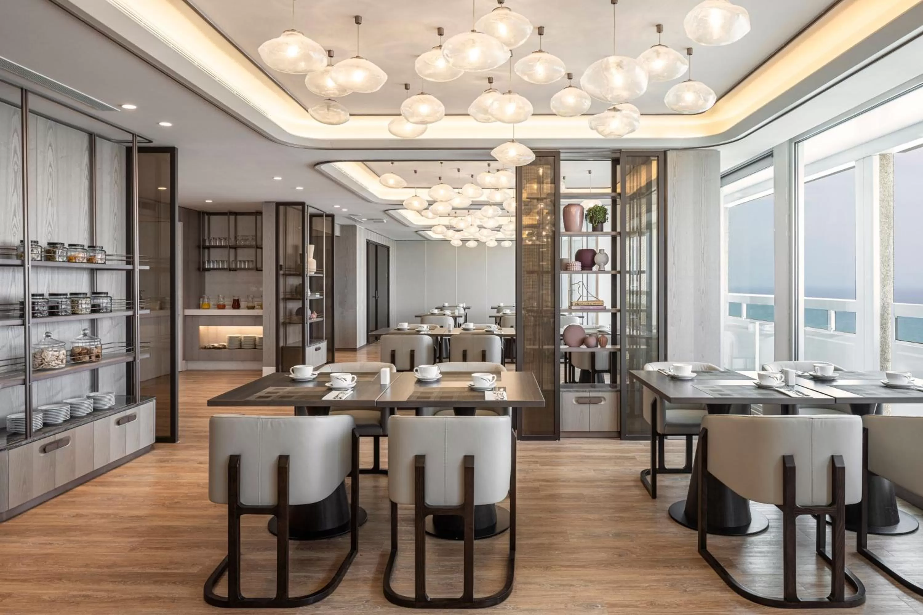 Lounge or bar in Sheraton Grand Tel Aviv