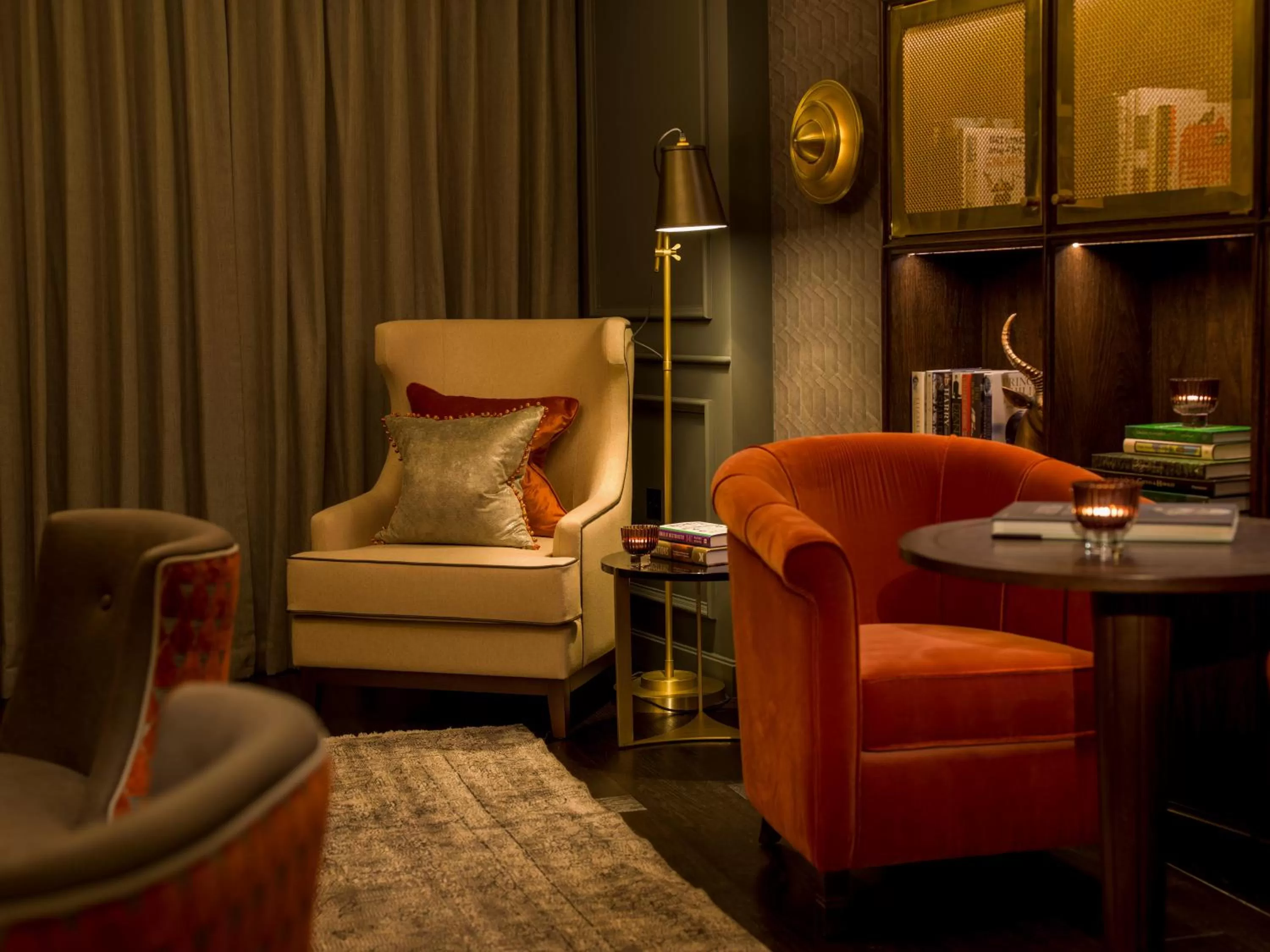 Library in The Guardsman - Preferred Hotels and Resorts