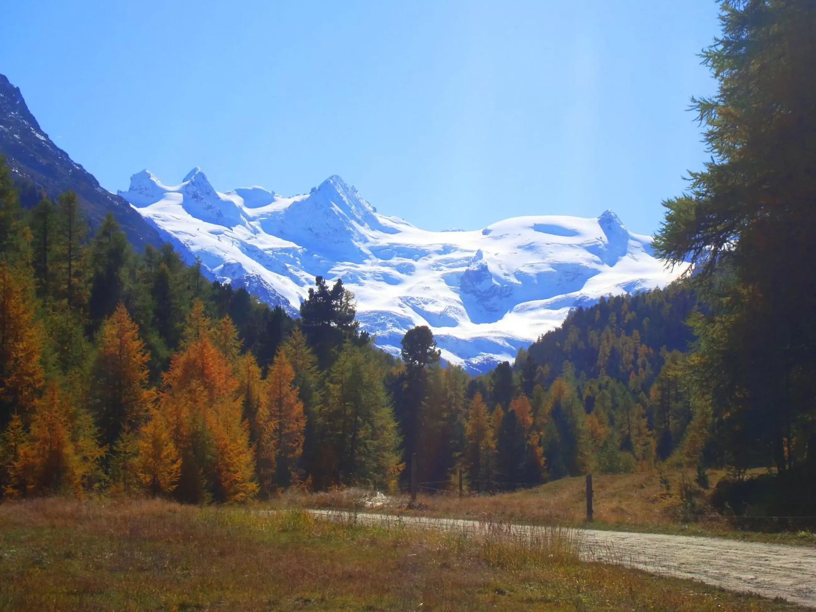 Mountain view, Natural Landscape in Hotel Roseg-Gletscher