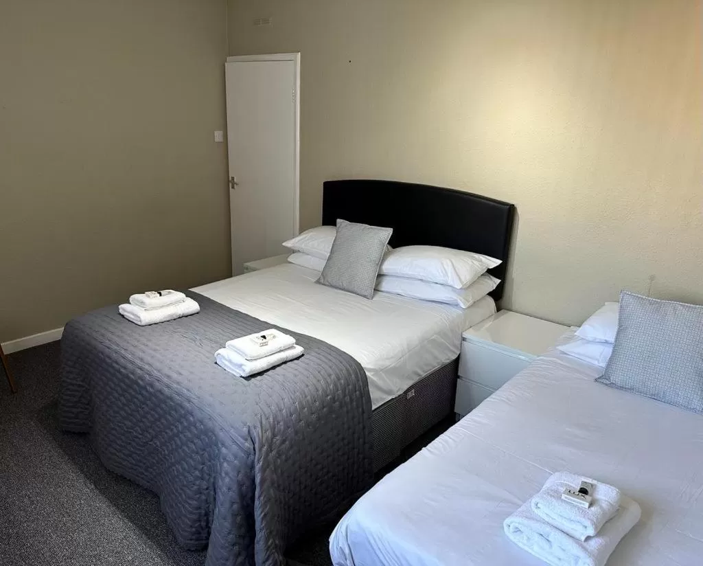 Bed in Nithsdale Hotel