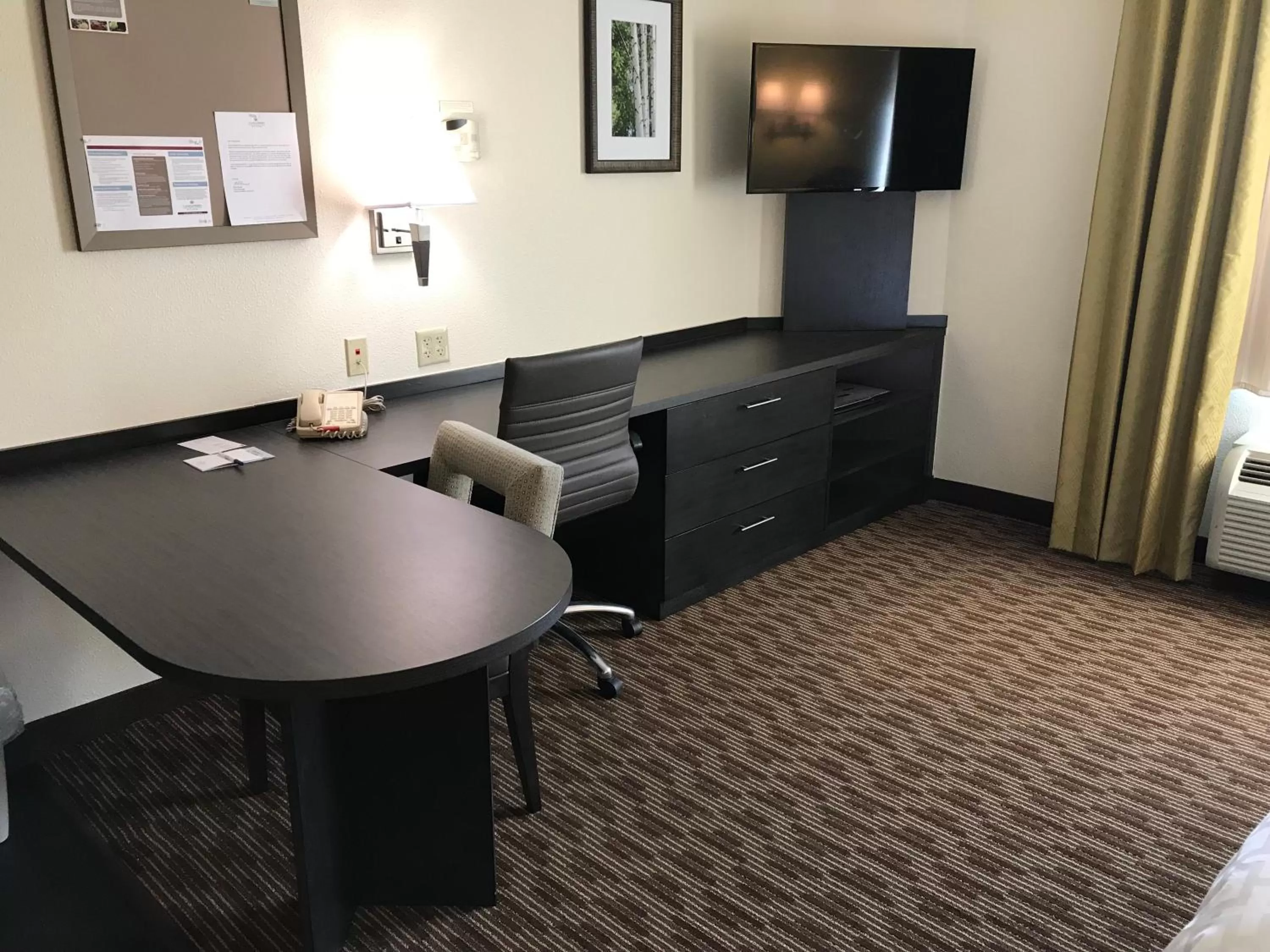 Bedroom in Candlewood Suites Fort Wayne - NW by IHG