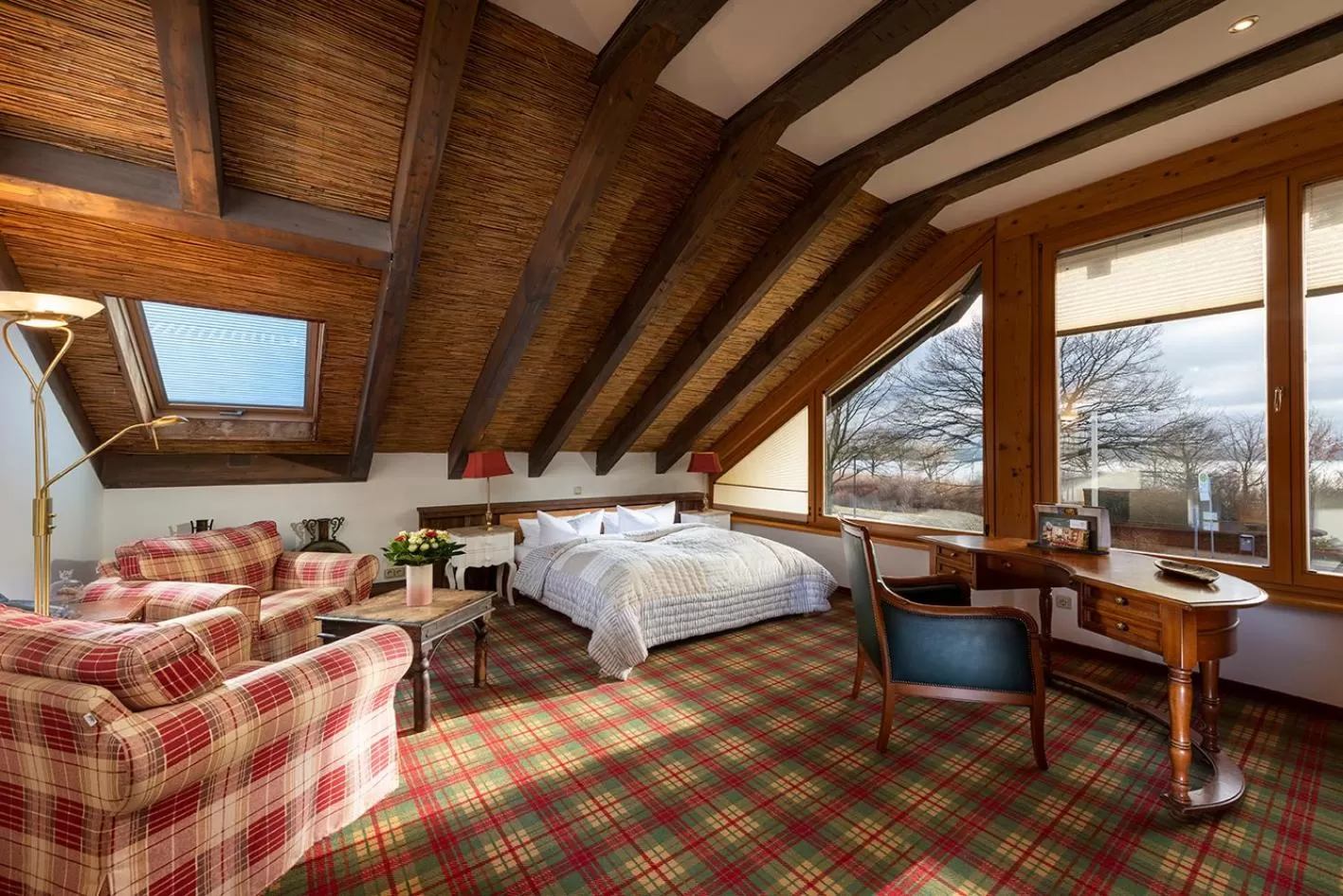 View (from property/room), Bed in Wellnesshotel Seeschlößchen - Privat- Spa & Naturresort