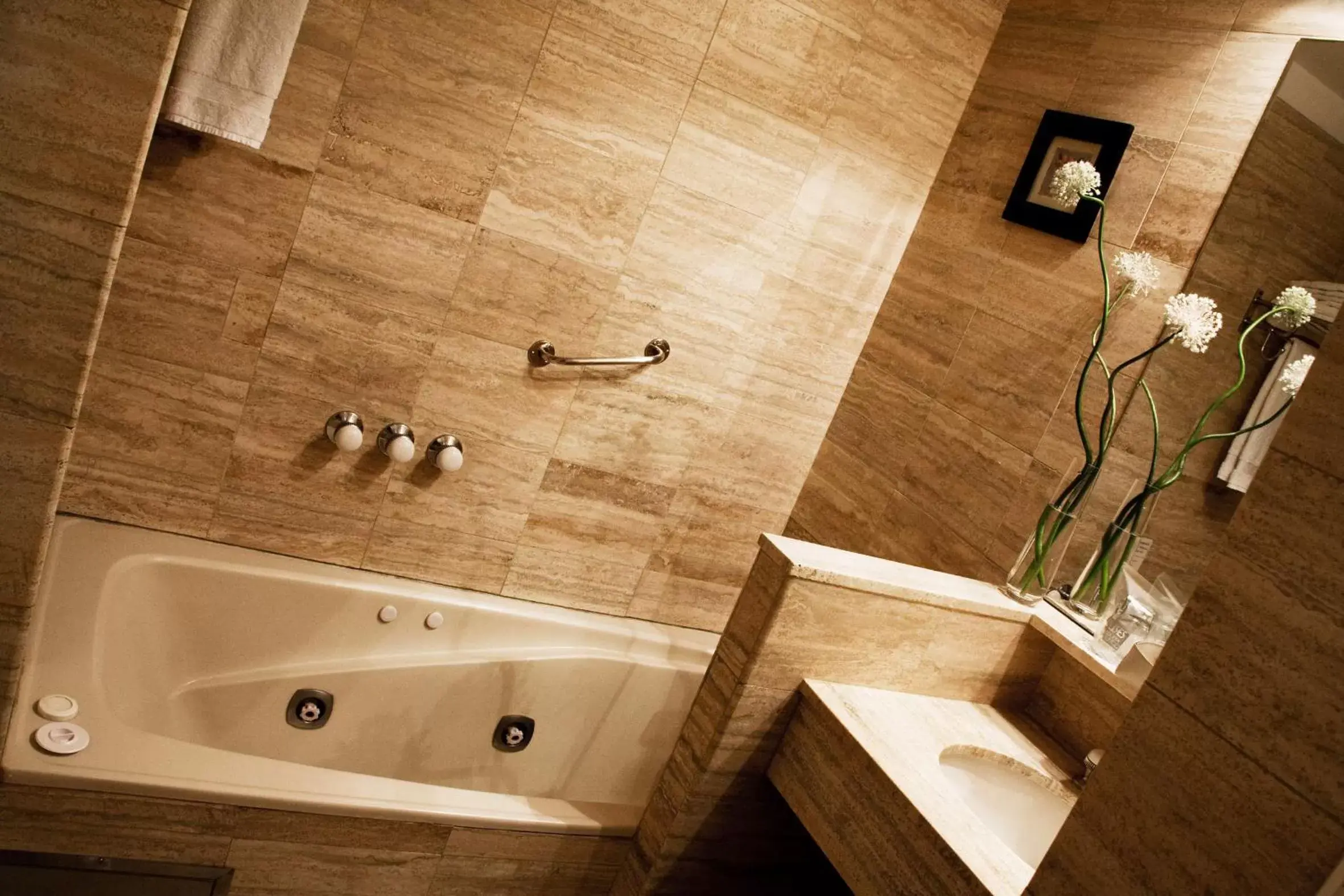 Shower, Bathroom in Ulises Recoleta Suites