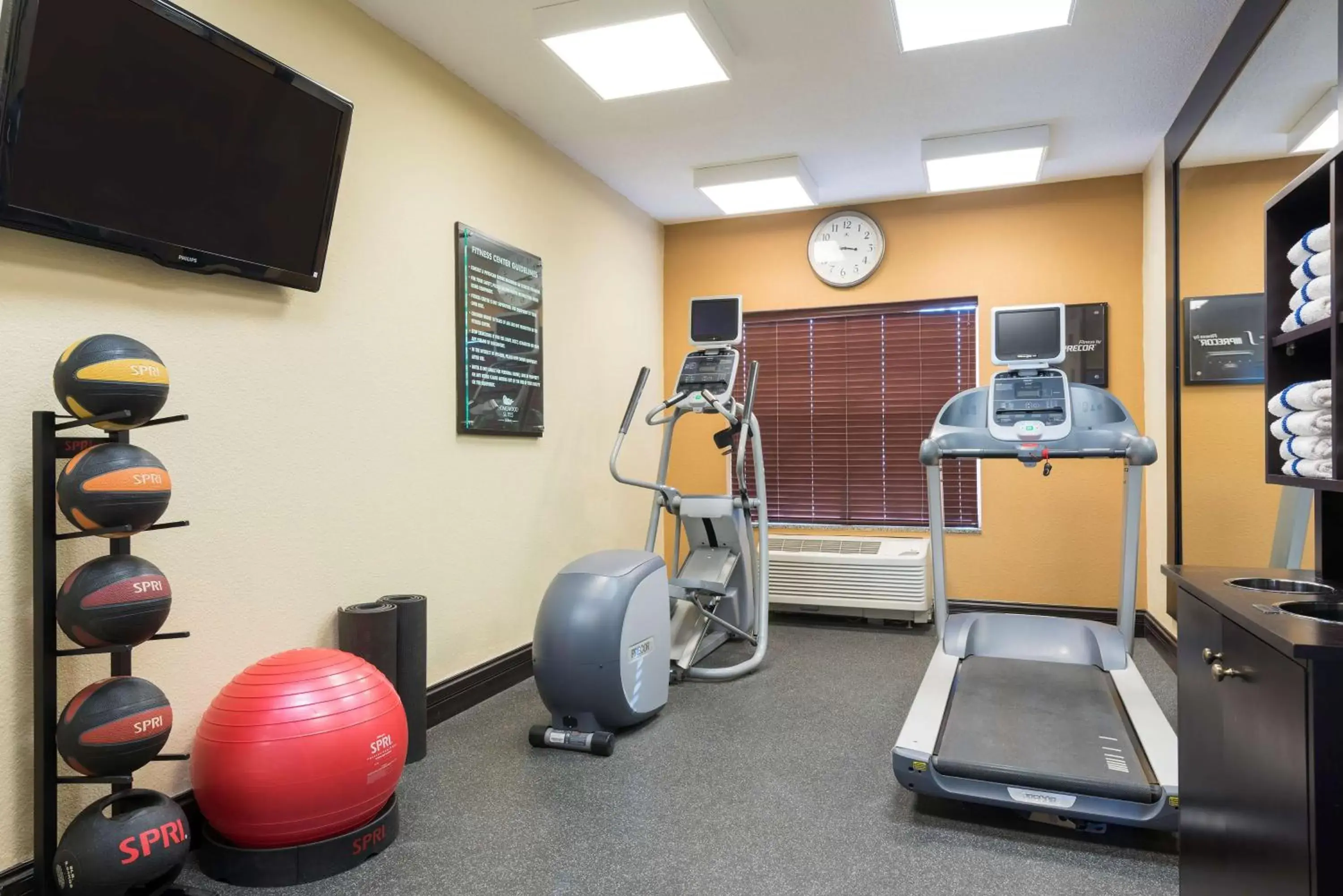 Fitness centre/facilities in Homewood Suites by Hilton Bloomington Fitness centre/facilities in Homewood Suites by Hilton Bloomington