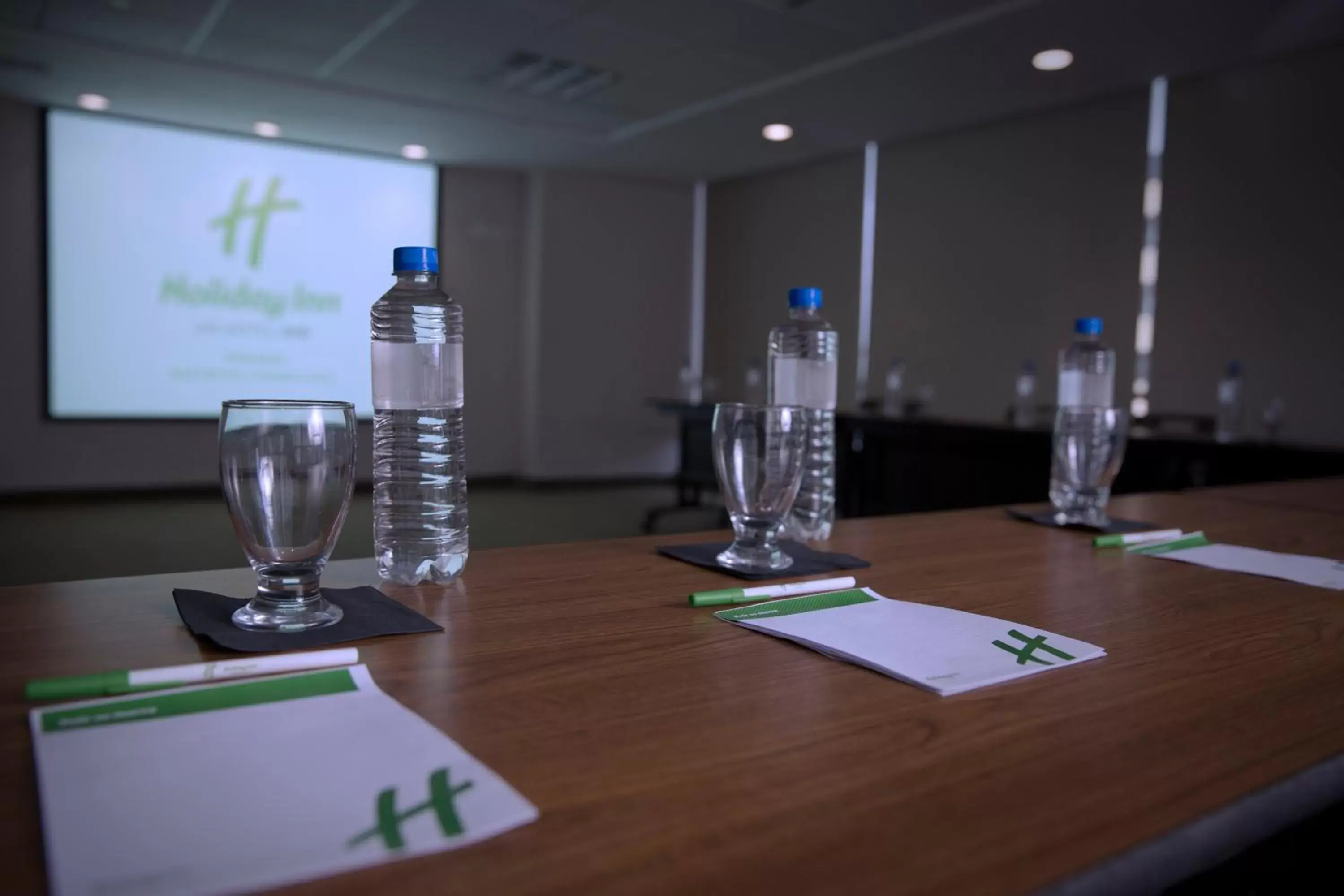 Meeting/conference room, Business Area/Conference Room in Holiday Inn Panama Distrito Financiero, an IHG Hotel