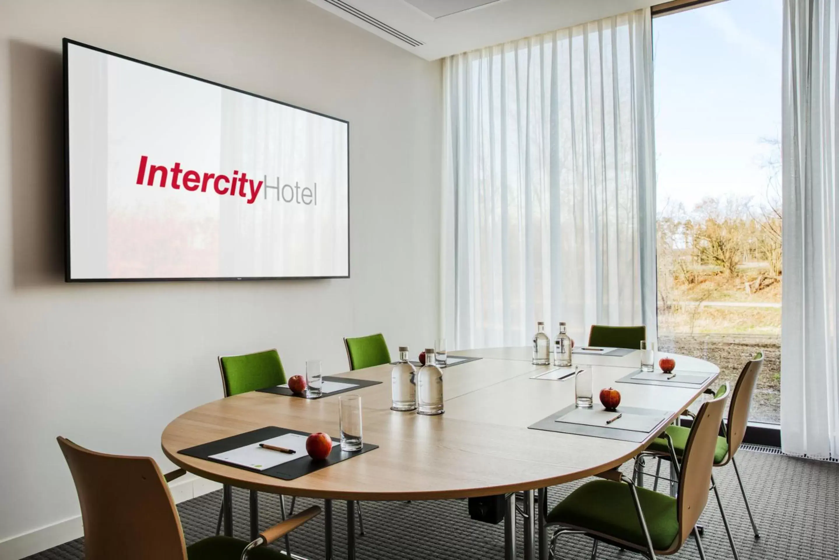 Meeting/conference room in IntercityHotel Zürich Airport