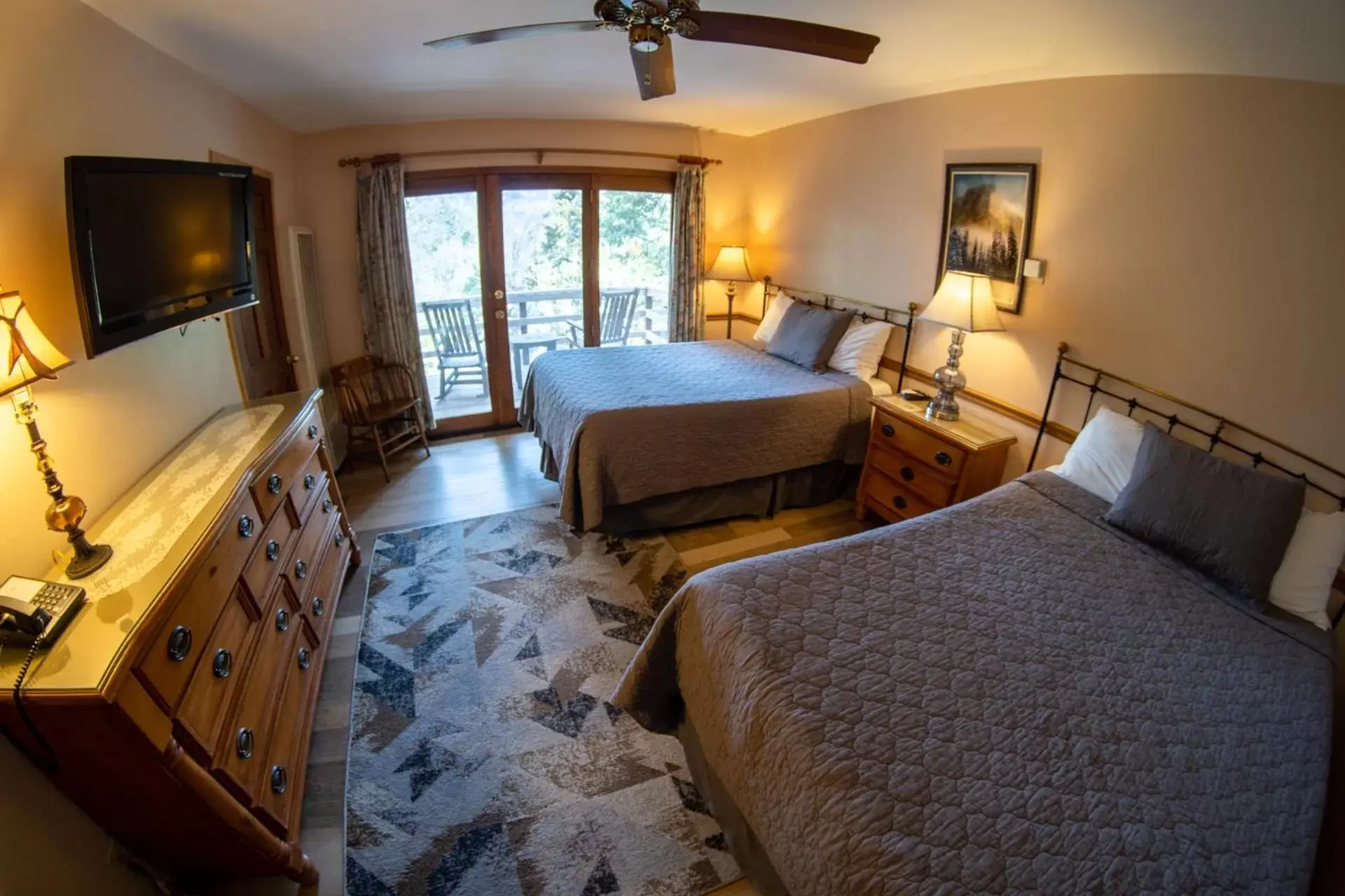 Photo of the whole room, Bed in Narrow Gauge Inn