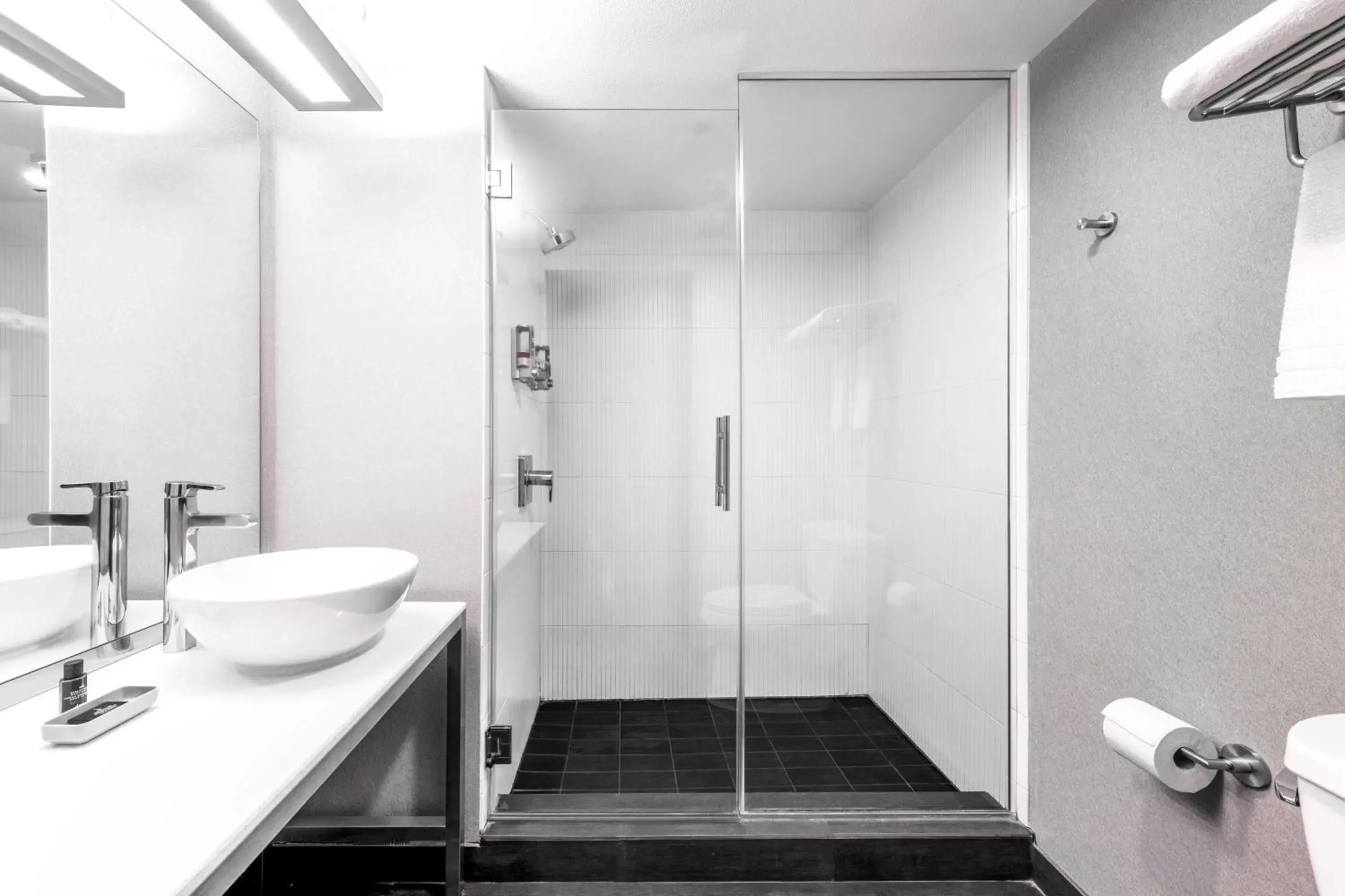 Bathroom in Aloft Cupertino