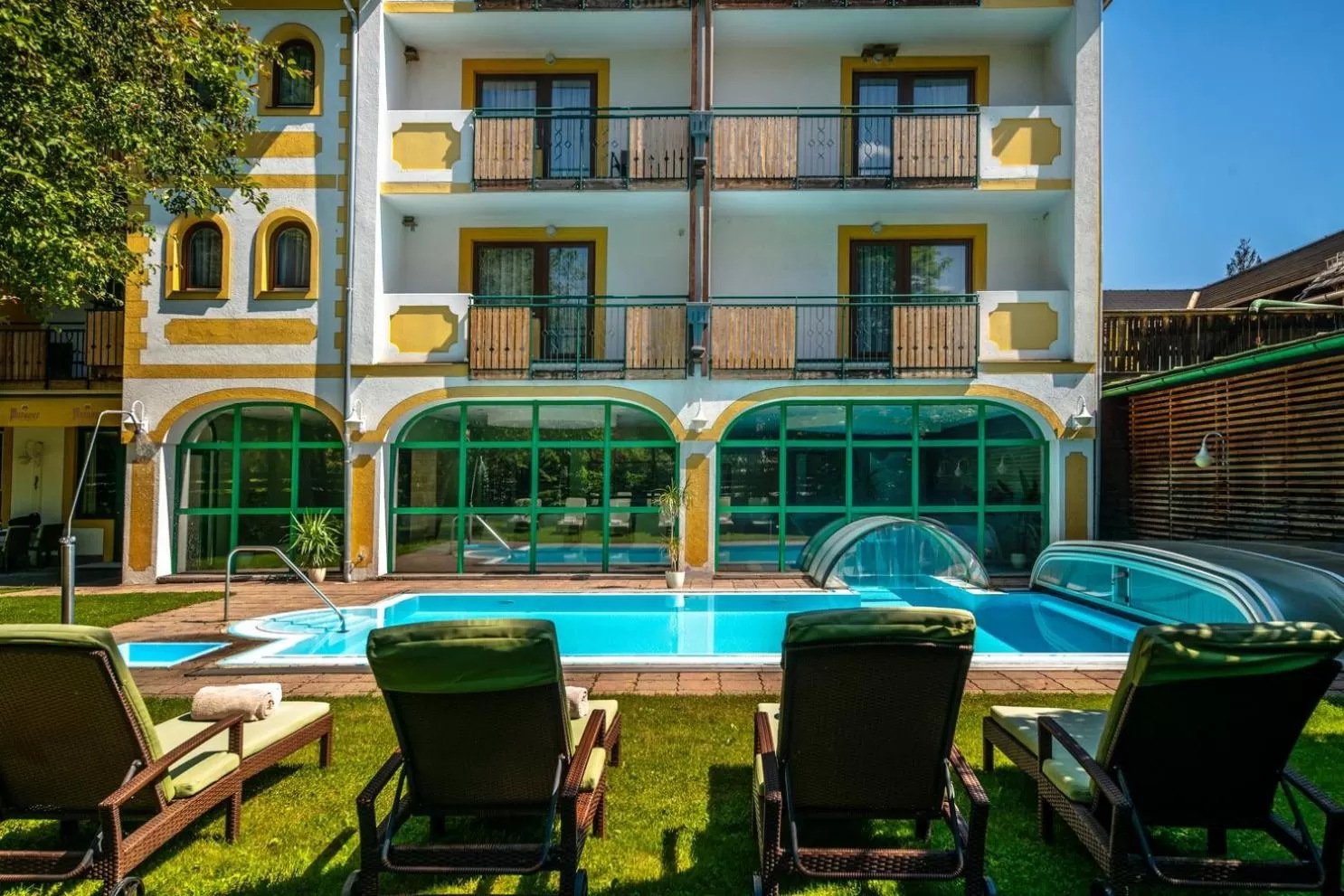 Swimming pool in Hotel Alpenblick Kreischberg