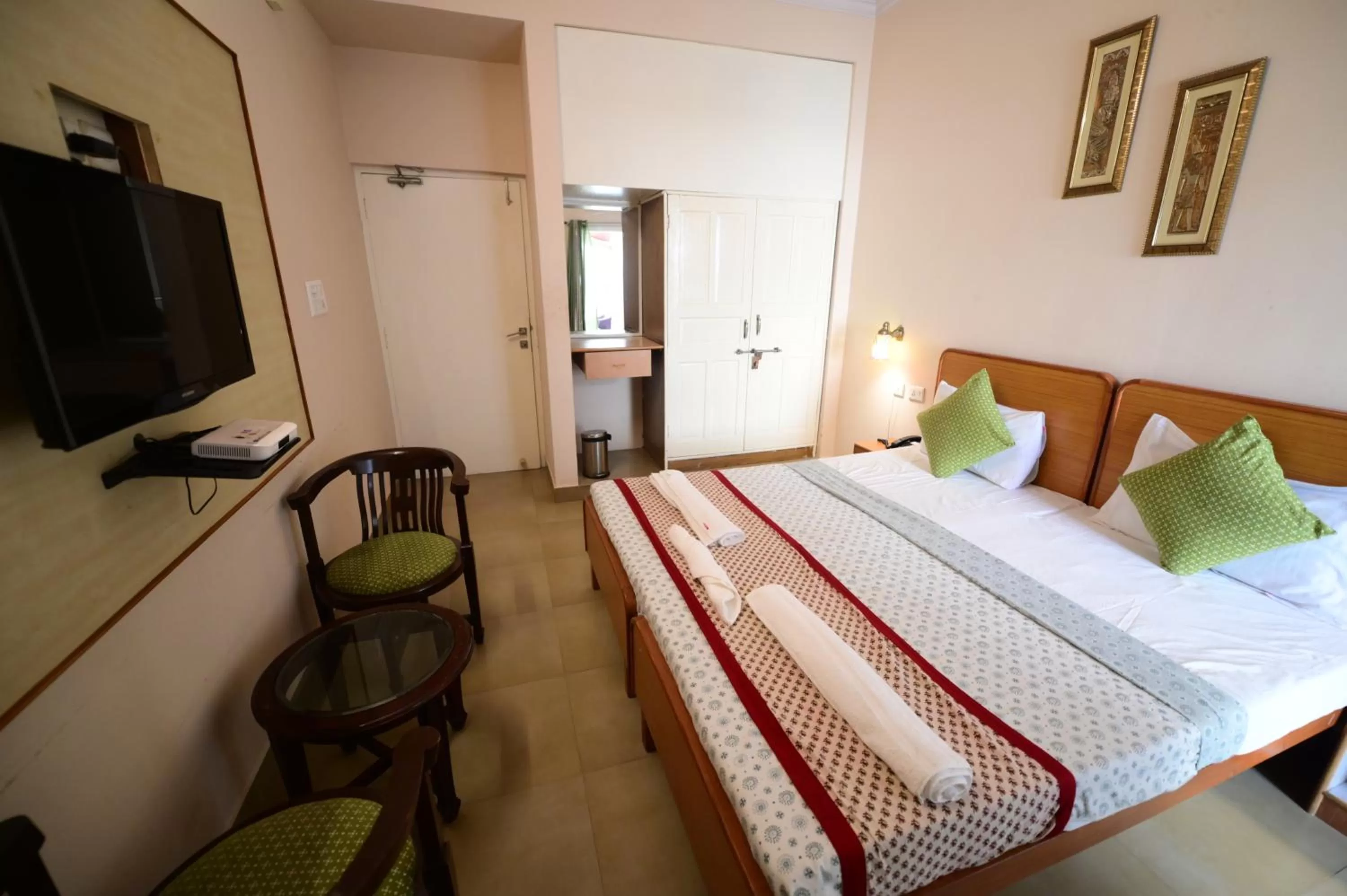 Photo of the whole room, Bed in Chitra Katha - A Story Per Stay