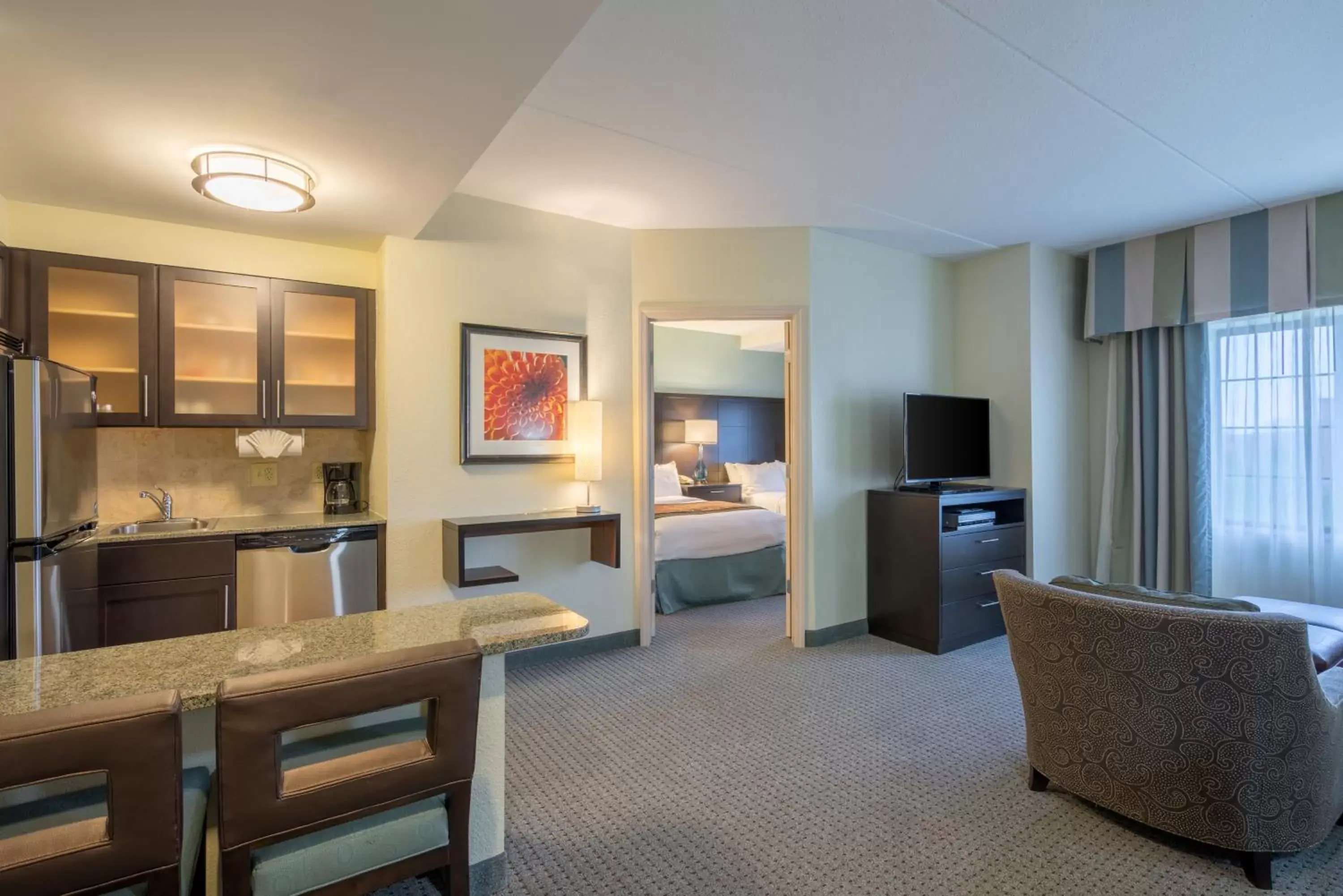 Seating Area in Staybridge Suites Wilmington - Brandywine Valley, an IHG Hotel