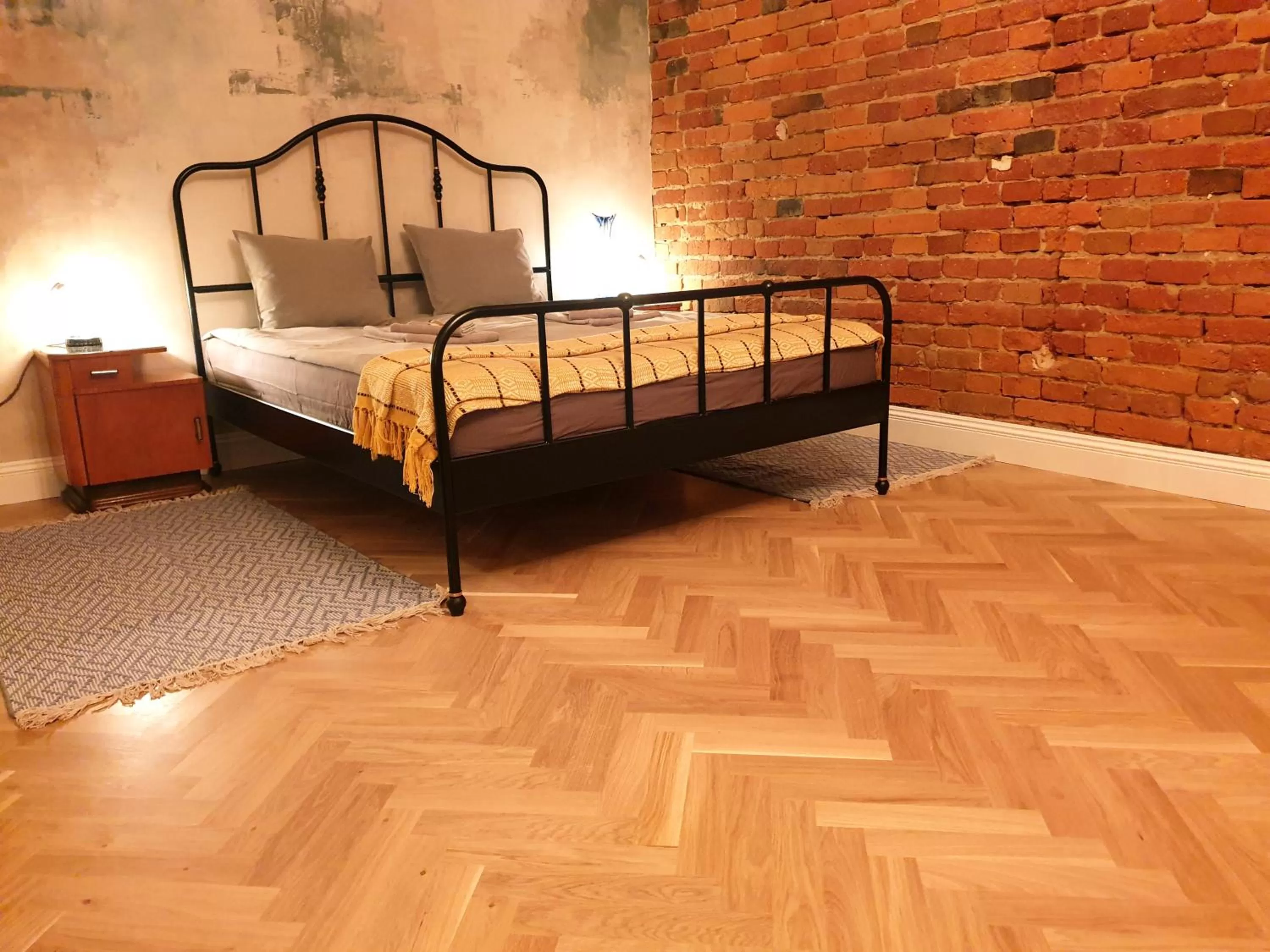 Bed in ITALIANO VERO