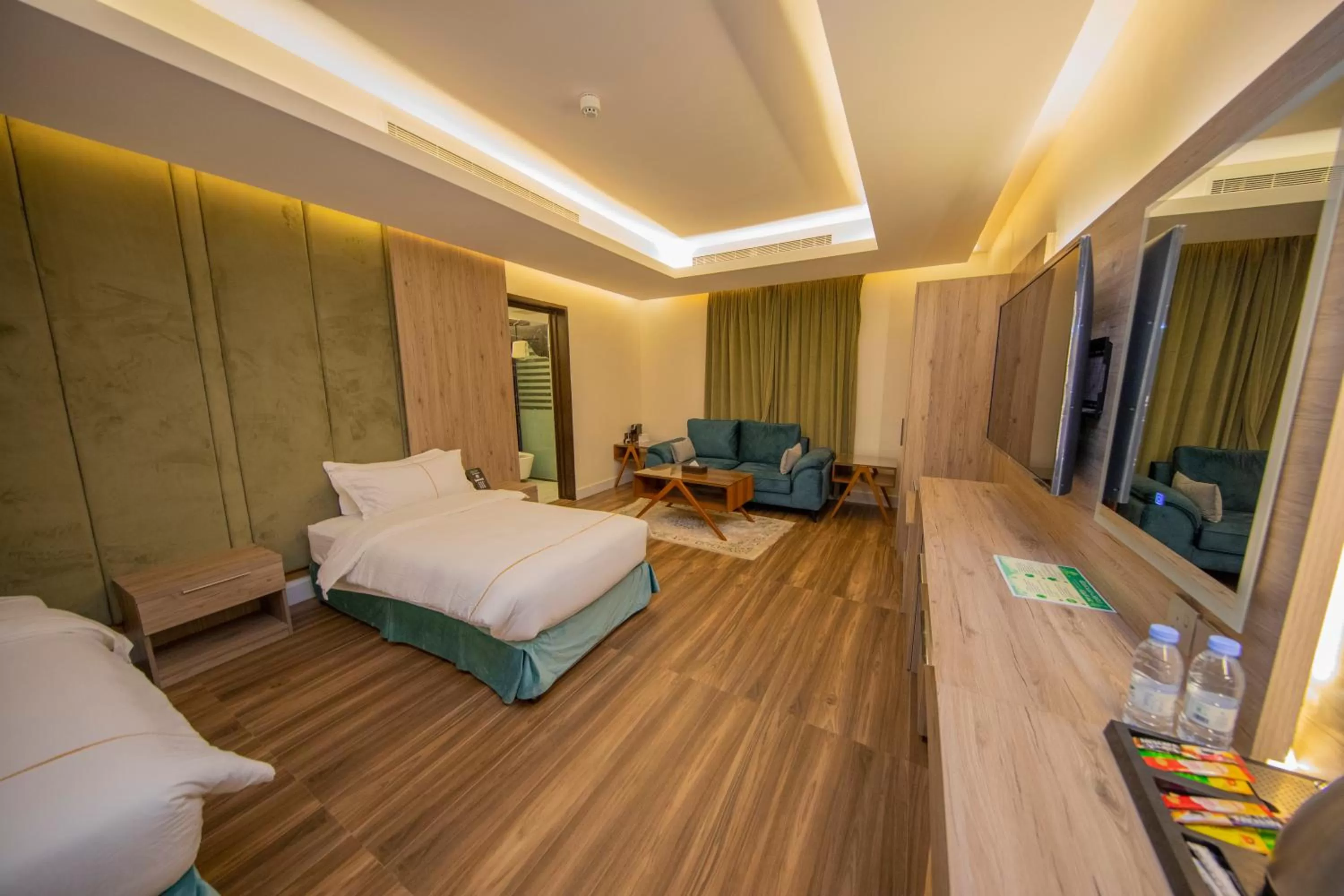 Bed in Luxury Night Al Mounisea