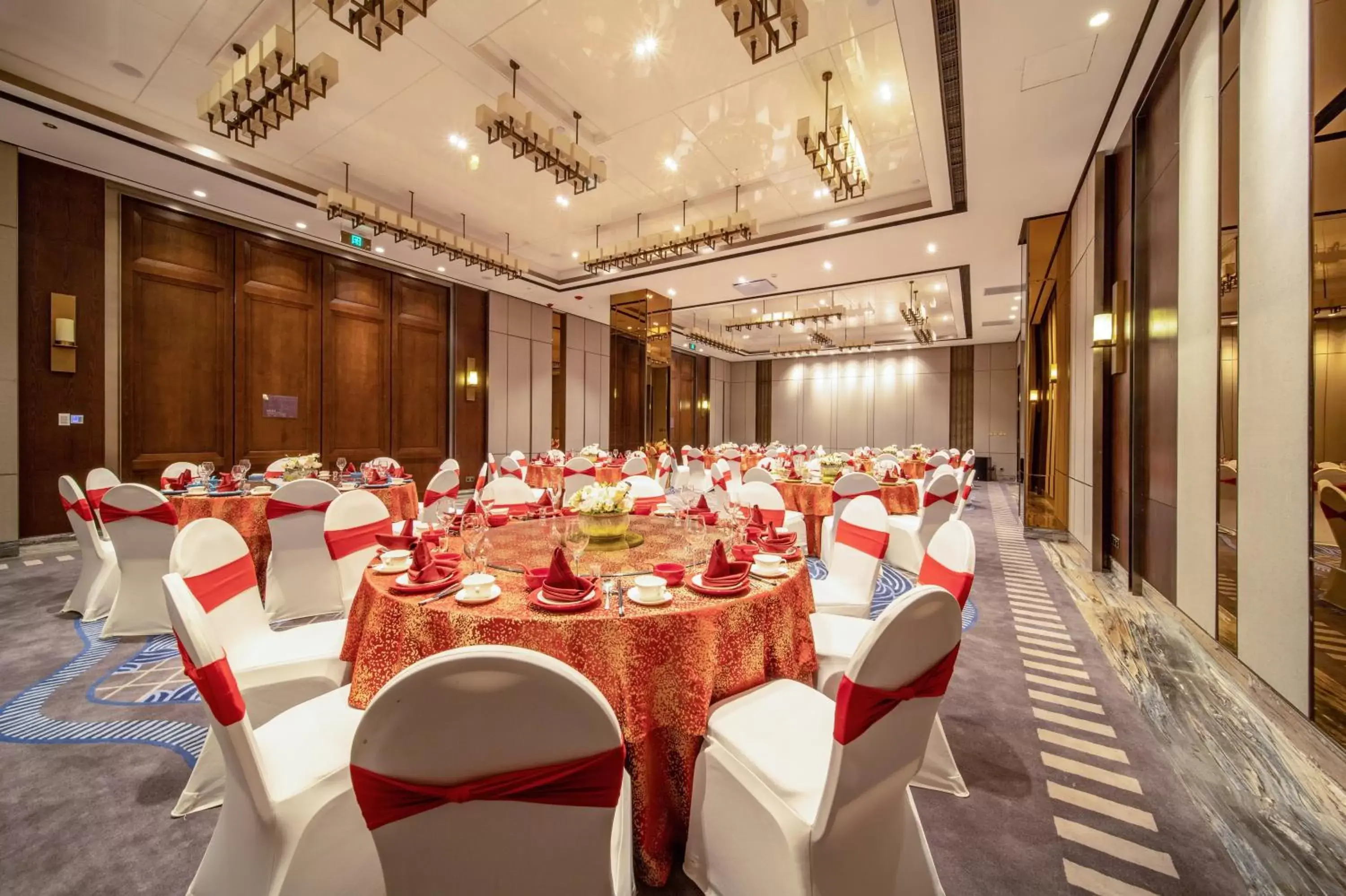 Banquet/Function facilities, Banquet Facilities in Hotel Indigo Dali Erhai, an IHG Hotel