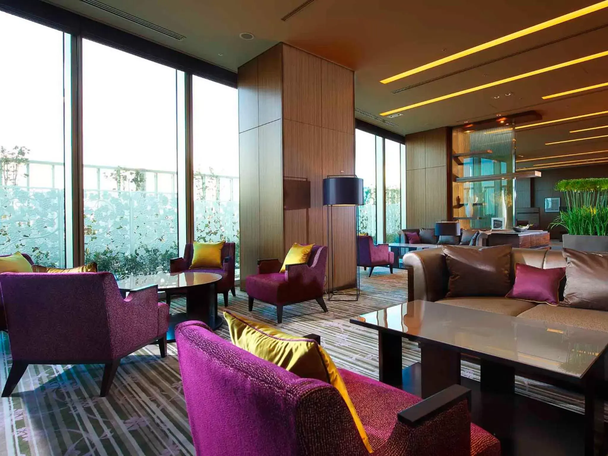 Lobby or reception, Seating Area in Osaka Marriott Miyako Hotel