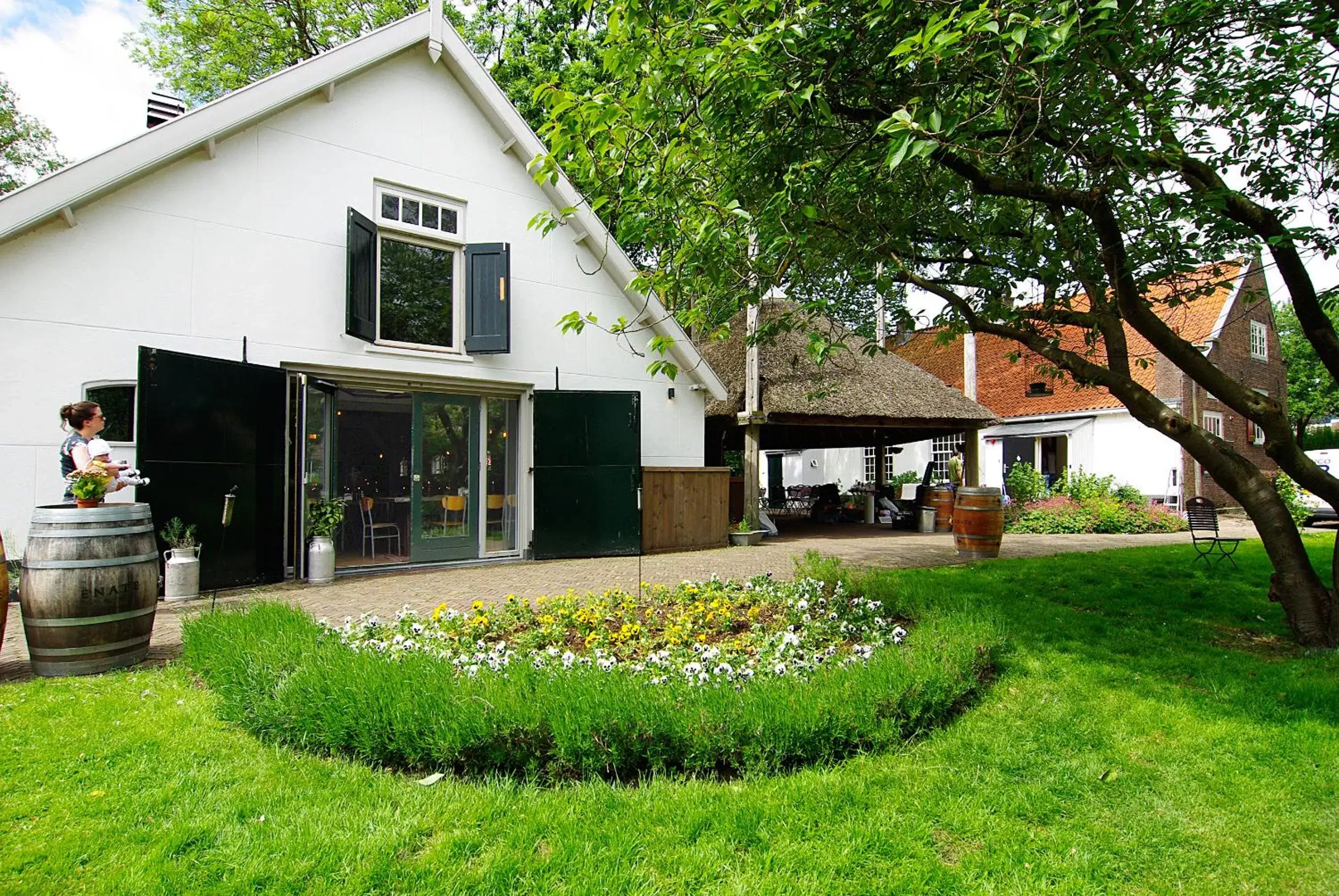 Restaurant/places to eat, Property Building in Authentic Farmhouse - De Vergulden Eenhoorn