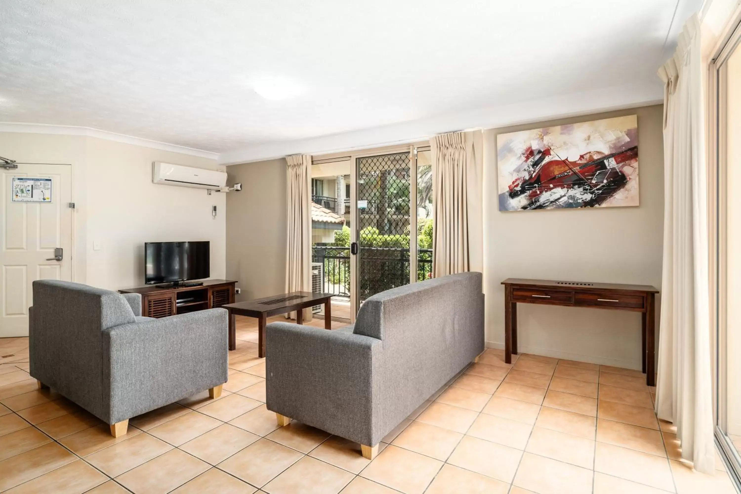 Living room, Seating Area in Turtle Beach Resort