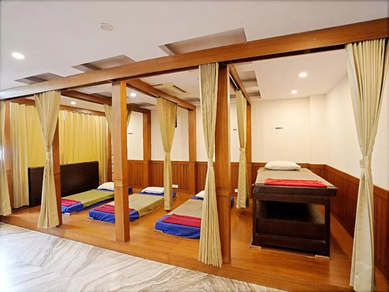 Spa and wellness centre/facilities, Bed in Indira Nikunj Rubystone Exotic Spa and wellness centre/facilities, Bed in Indira Nikunj Rubystone Exotic