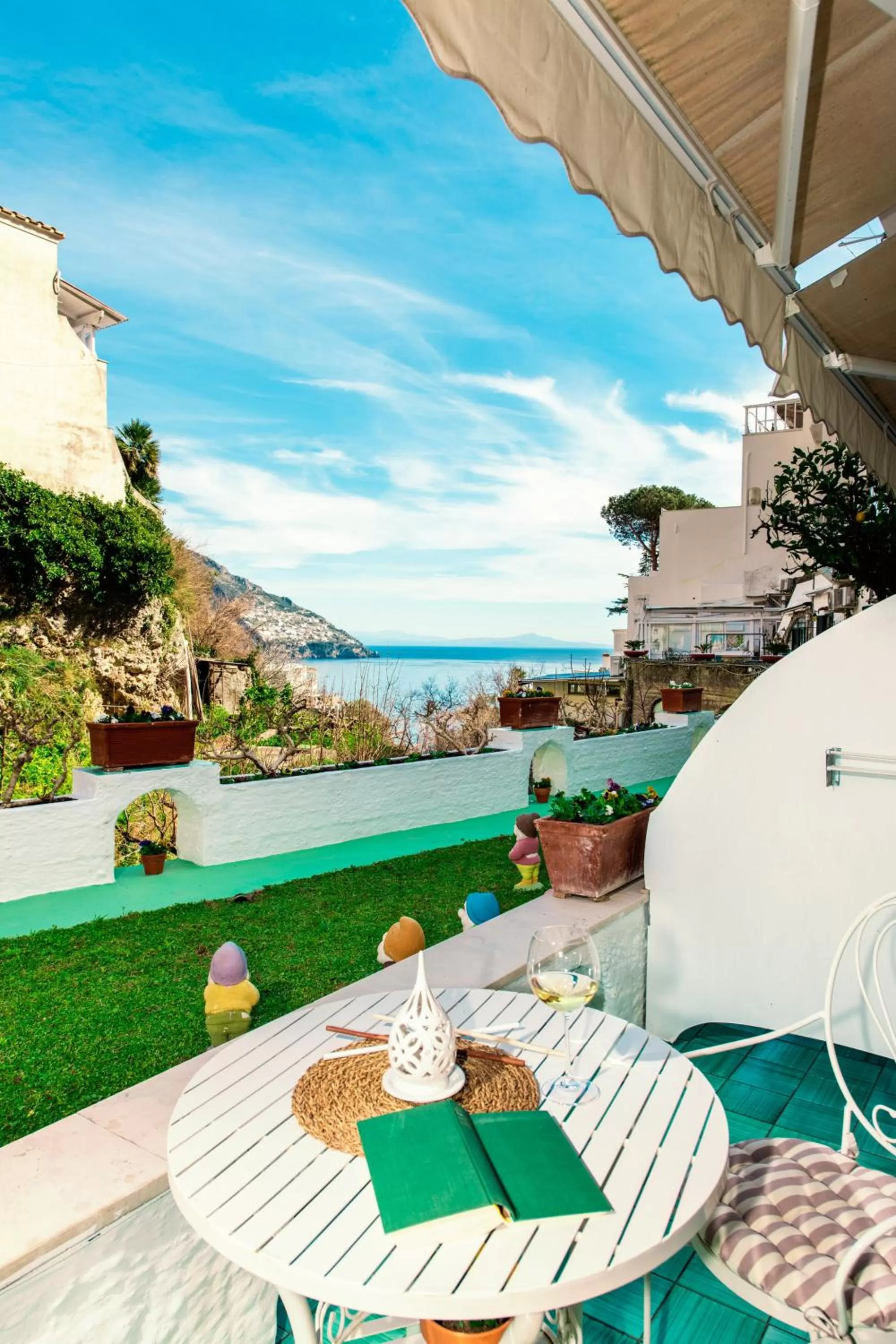 Photo of the whole room in Casa Guadagno