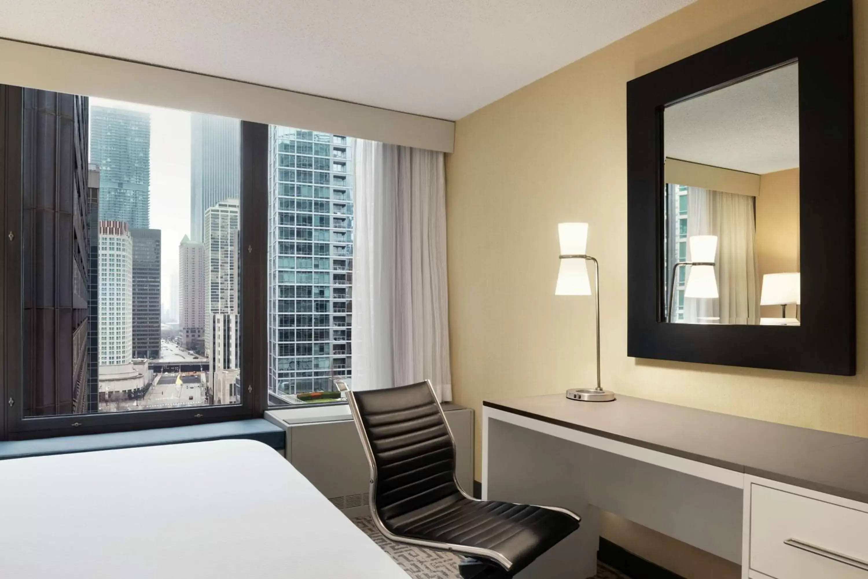 Bedroom, Bathroom in DoubleTree by Hilton Chicago Magnificent Mile