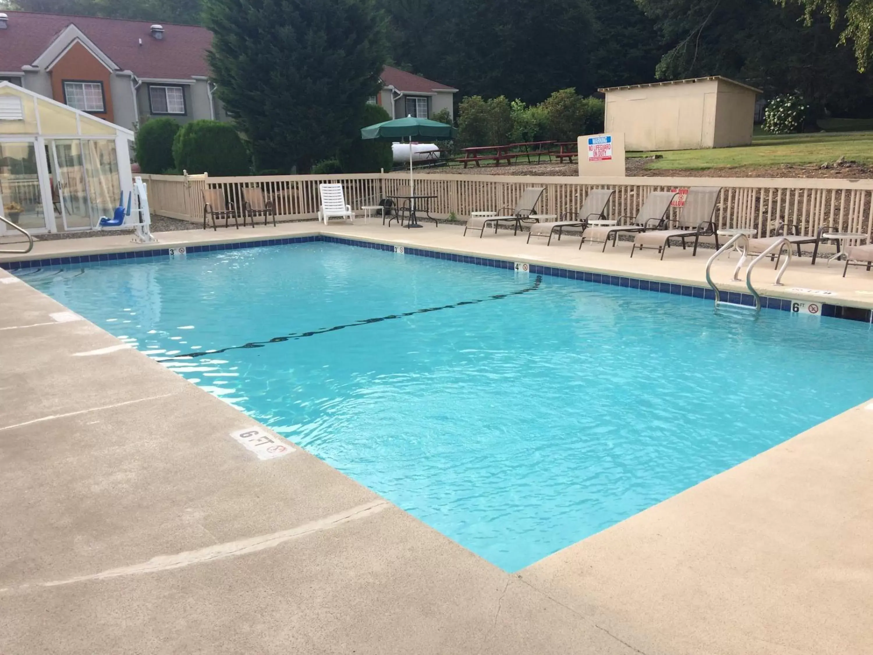 Swimming Pool in Best Western Mountainbrook Inn Maggie Valley