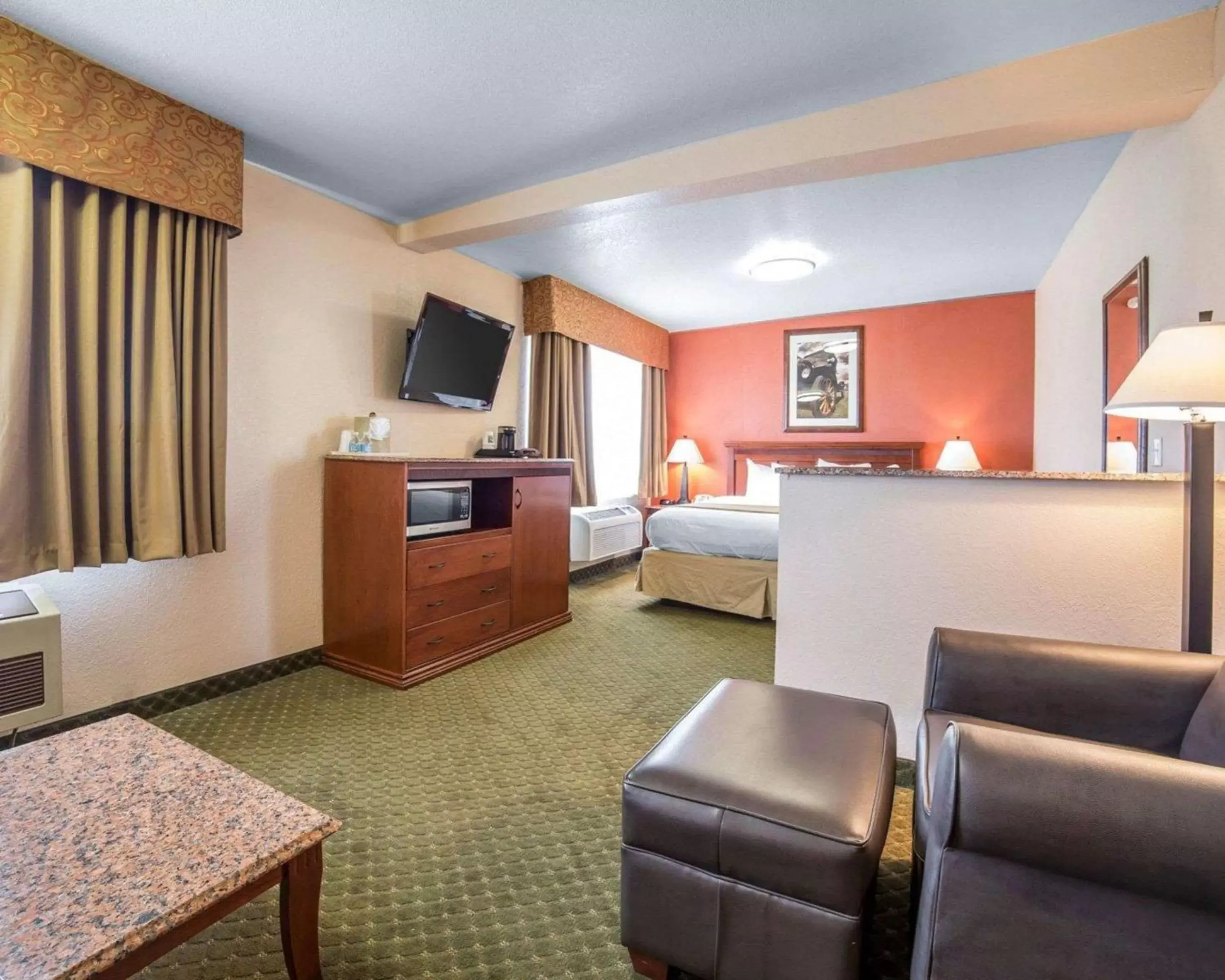 Photo of the whole room, Bed in Quality Inn Winnemucca - Model T Casino Photo of the whole room, Bed in Quality Inn Winnemucca - Model T Casino