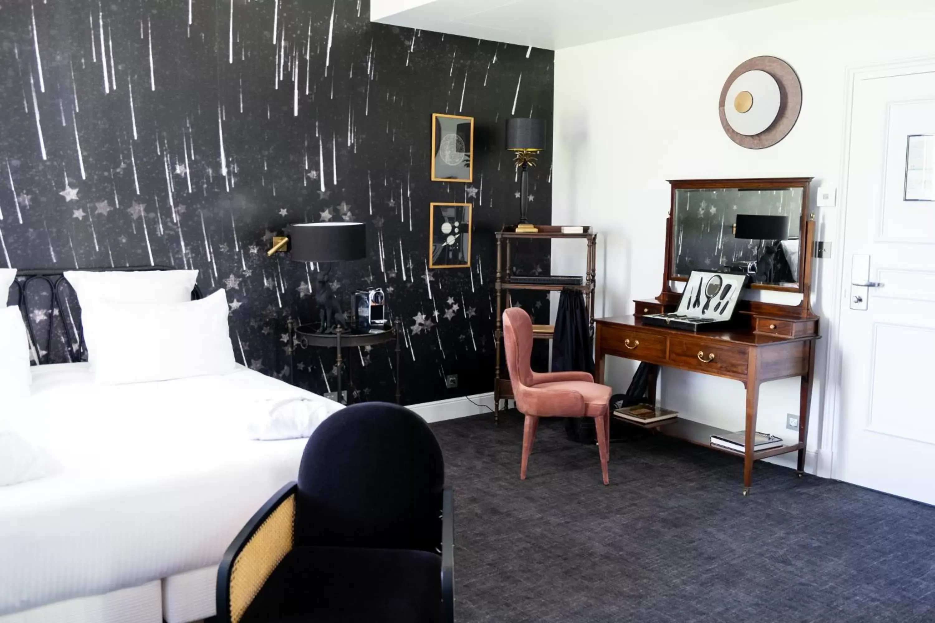 Photo of the whole room in Novotel Domaine de Maffliers