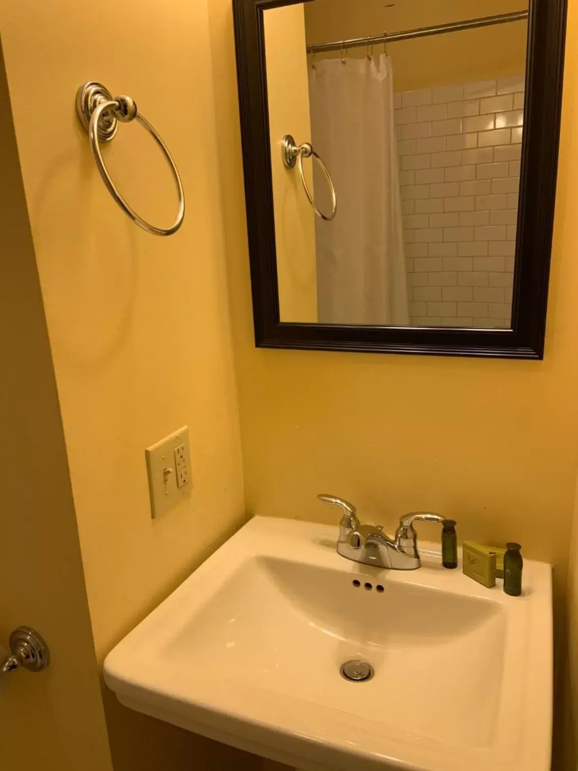Shower, Bathroom in The Bethel Resort & Suites