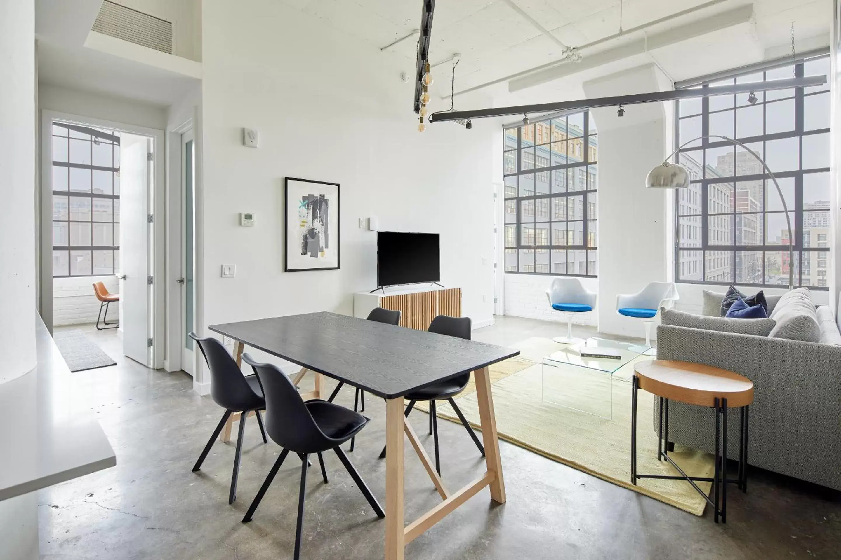 Living room, Dining Area in Sonder The Heid