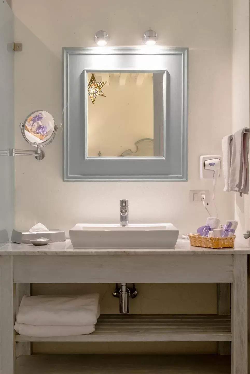 Bathroom in Hotel La Morada