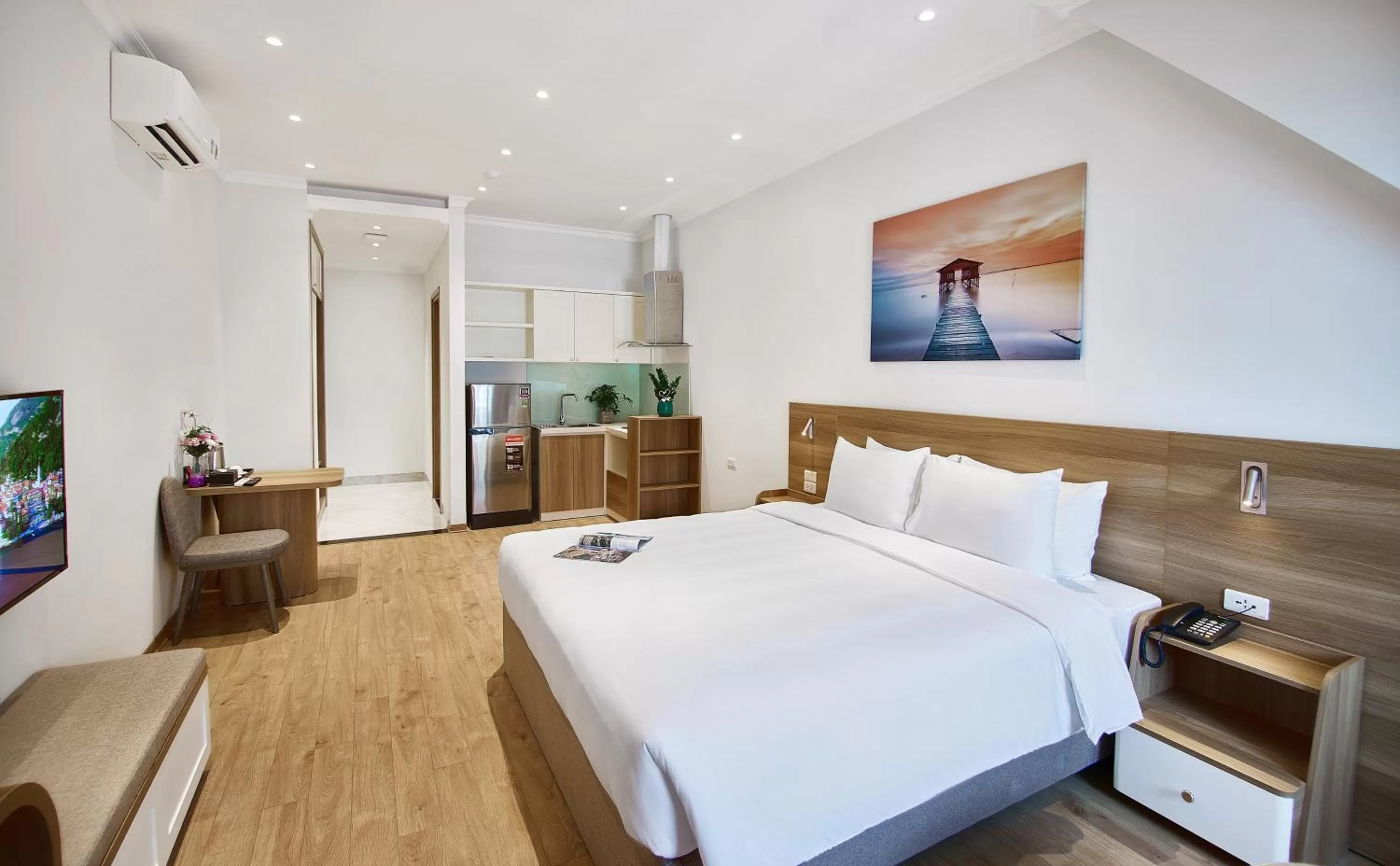 Bed in The Yen Residences Halong