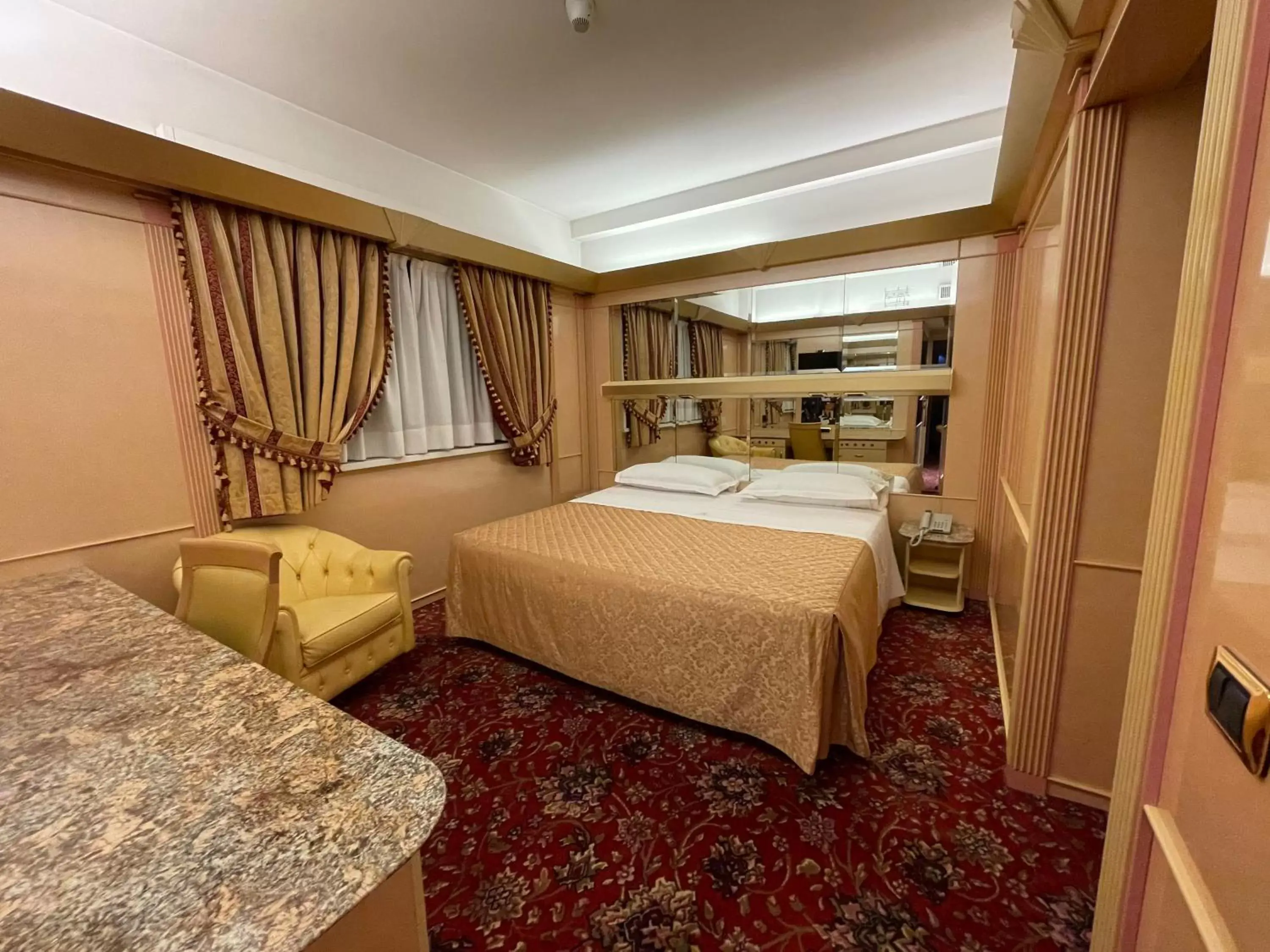 Bed in Hotel Wagner Bed in Hotel Wagner